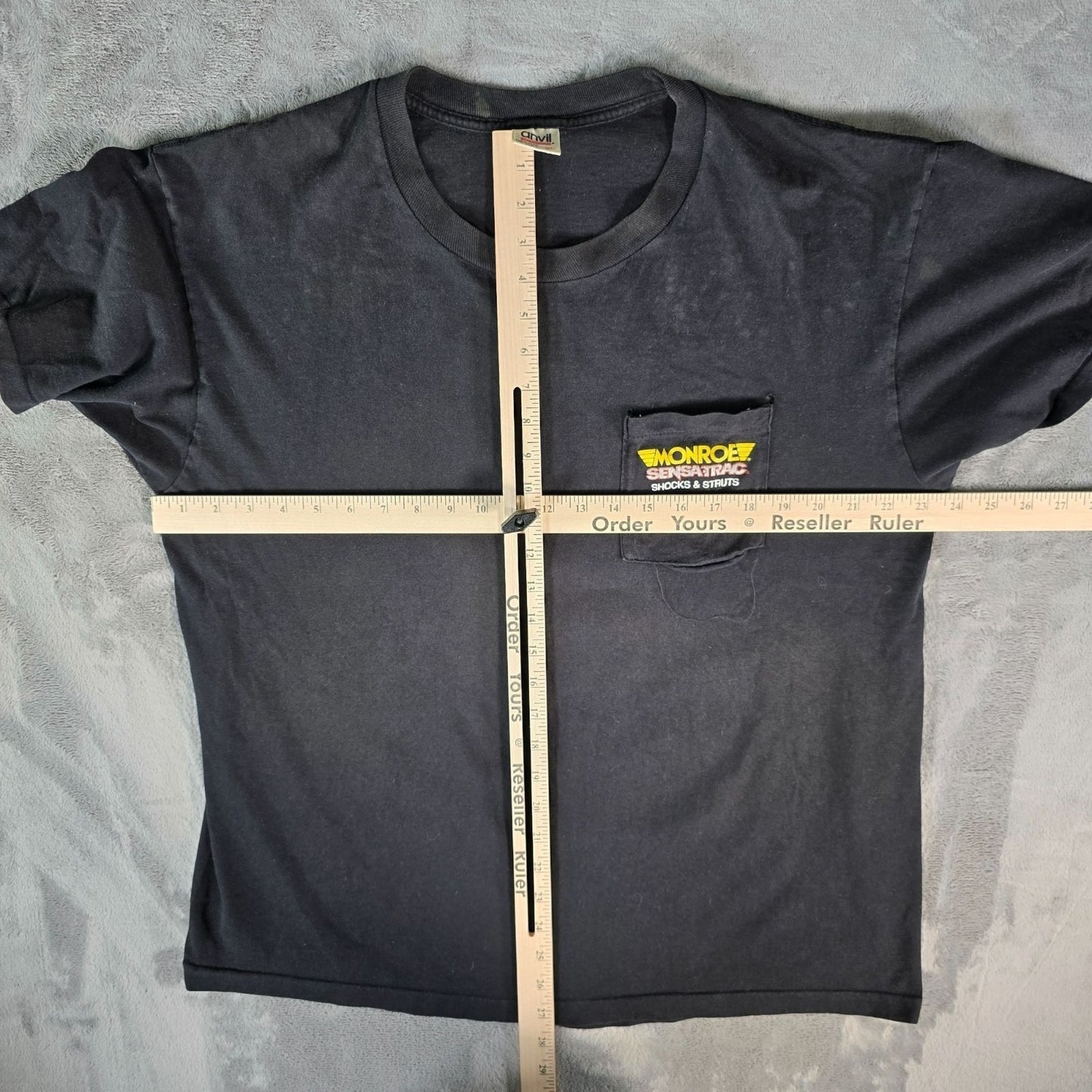 Distressed Vintage 1990s Monroe SensaTrac Shocks & Struts Pocket T-Shirt (XL)