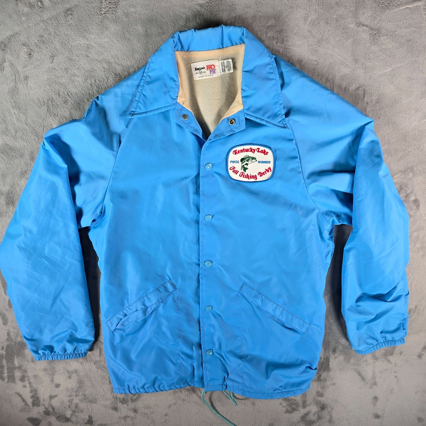 Vintage 1980s Kentucky Lake Fall Fishing Derby Prize Winner Coach Jacket (M)