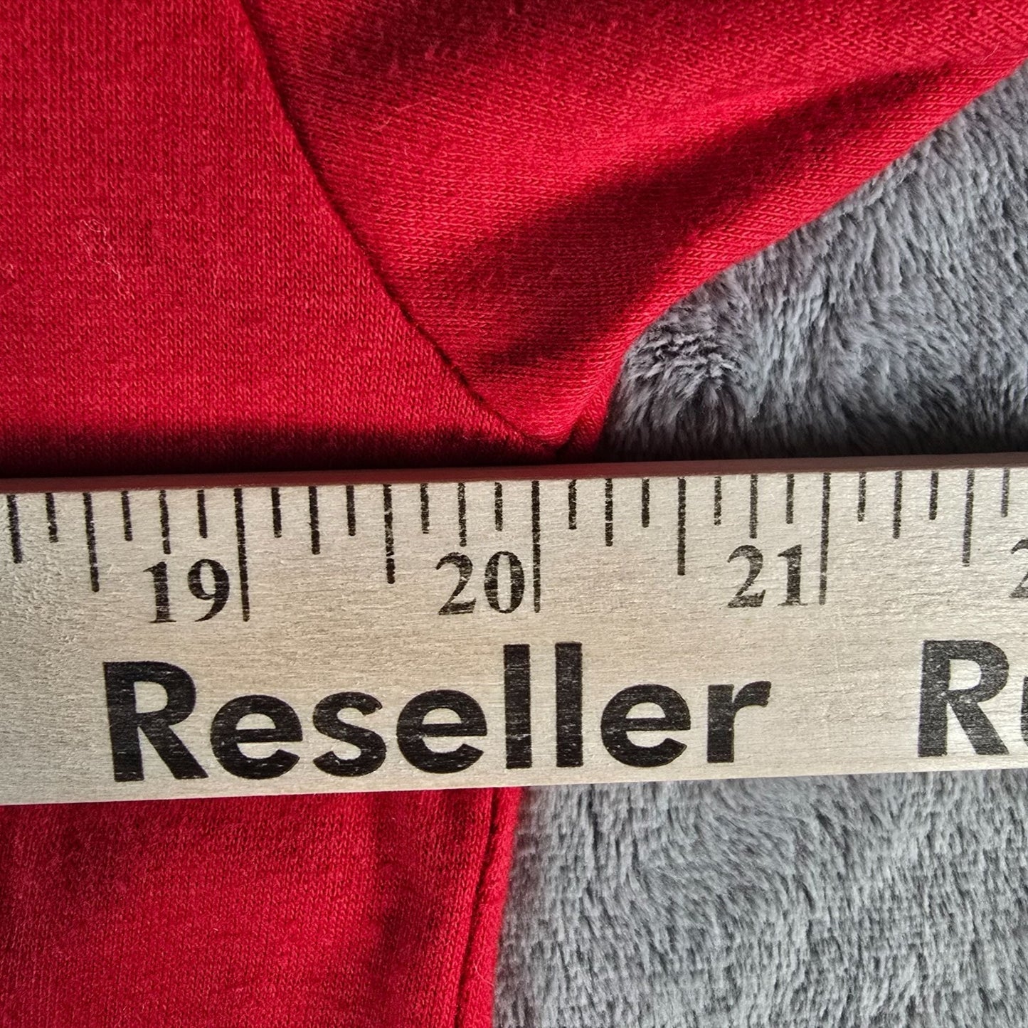 Vintage 1980s 7UP Red V-Neck Extra-Long Single Stitch Promo Sleep Shirt (M)