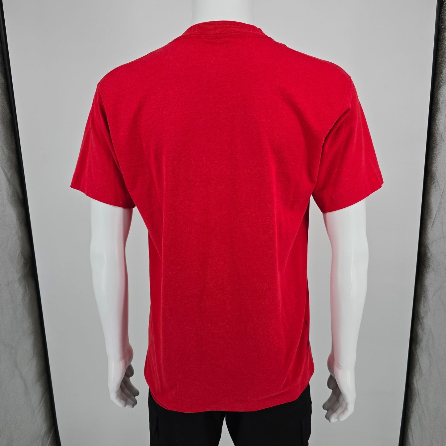 Vintage Early 1990s Screen Stars Best True Red Blank Single Stitch T-Shirt (M)