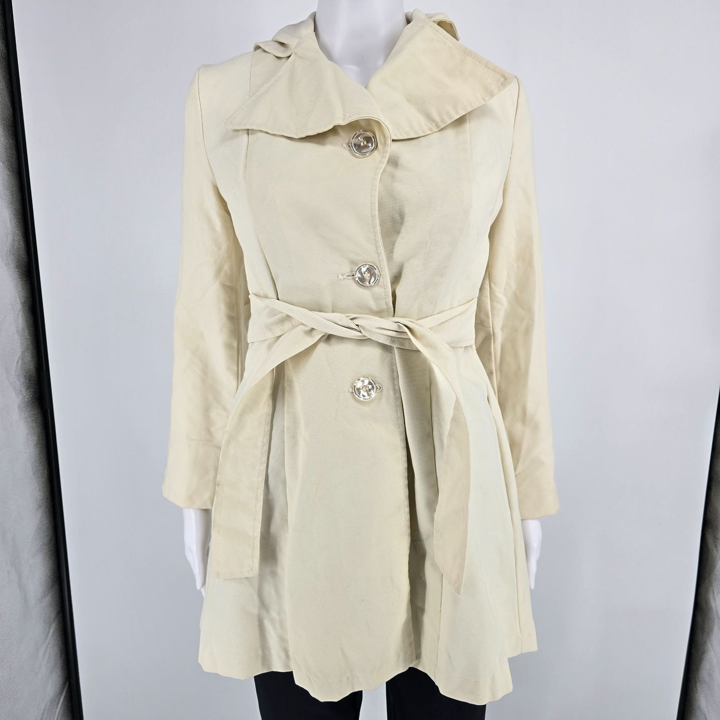 2010s Unbranded Women's Cream/Off-White Single-Breasted Belted Trench Coat (S)