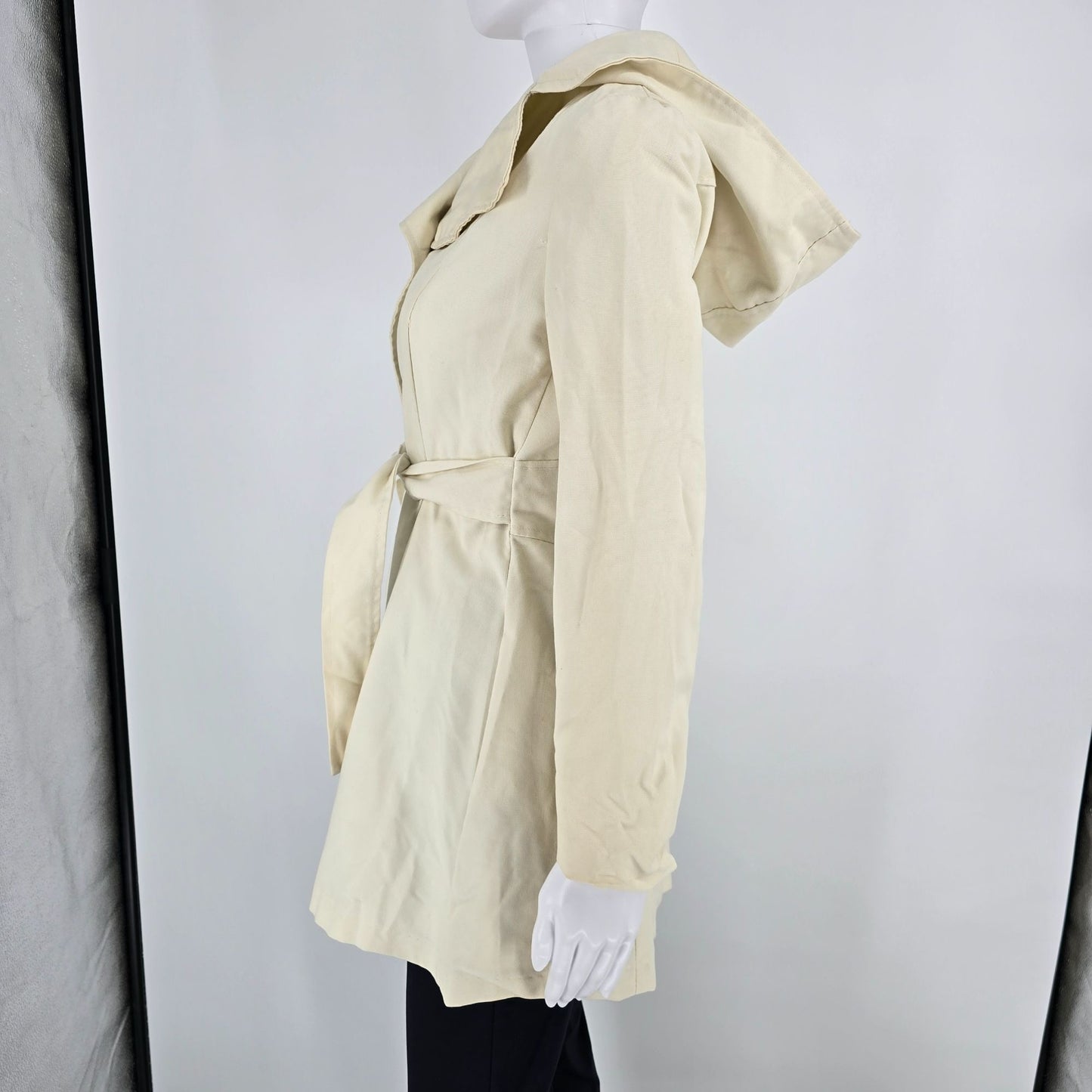 2010s Unbranded Women's Cream/Off-White Single-Breasted Belted Trench Coat (S)