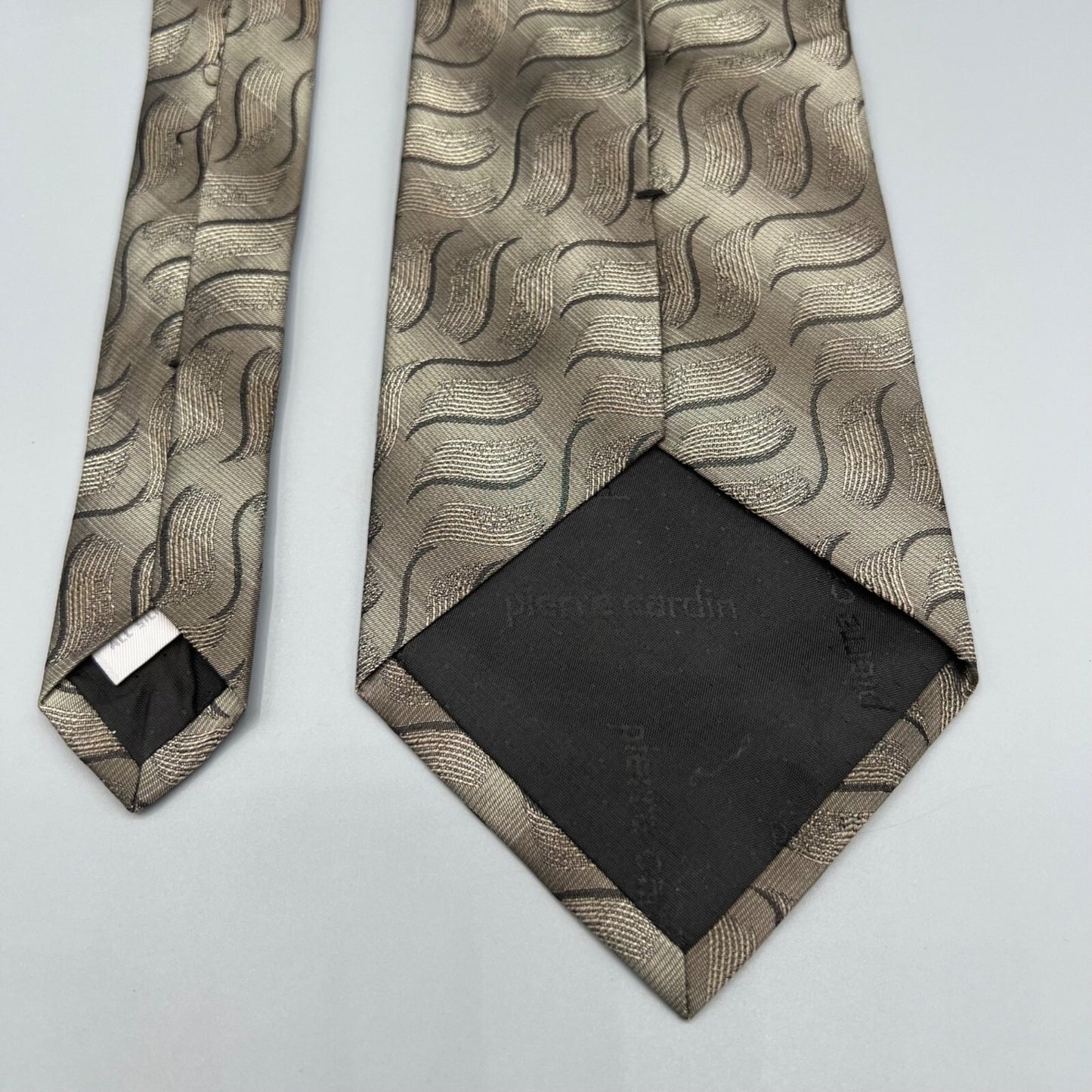 Pierre Cardin Made in USA Men's Beige/Black Wave Pattern Textured Silk Necktie