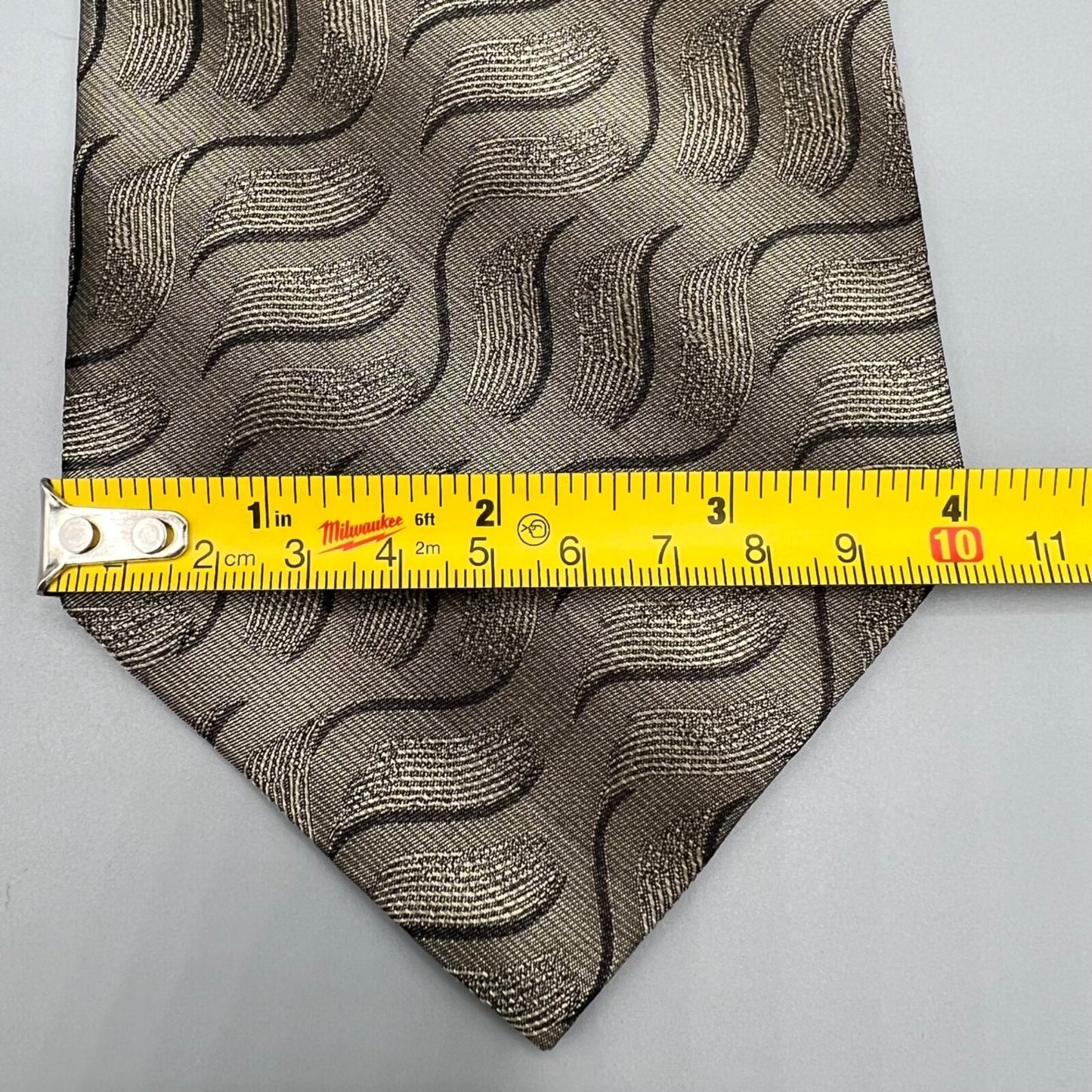 Pierre Cardin Made in USA Men's Beige/Black Wave Pattern Textured Silk Necktie
