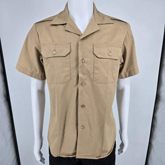 Vintage 1977 U.S. Army Tan 445 Durable Press Short Sleeve Button-Front Shirt (M)