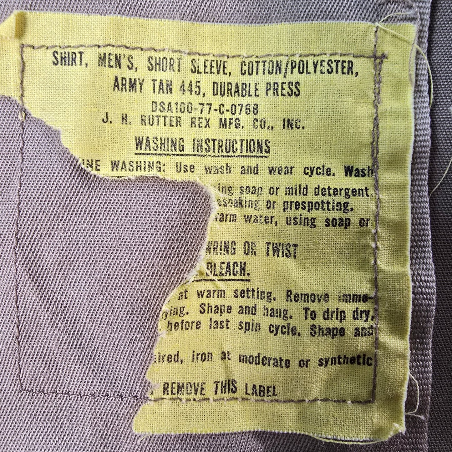 Vintage 1977 U.S. Army Tan 445 Durable Press Short Sleeve Button-Front Shirt (M)