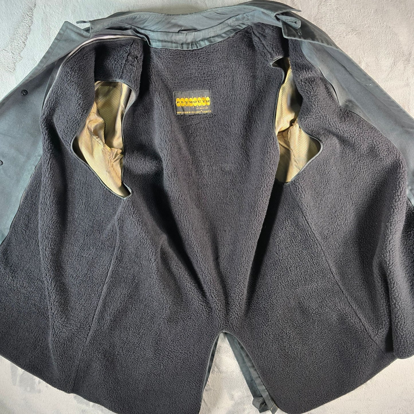 Vintage 1950s Plymouth Weather-Ready Zip-in Fleece Liner Plaid Overcoat (M/L)