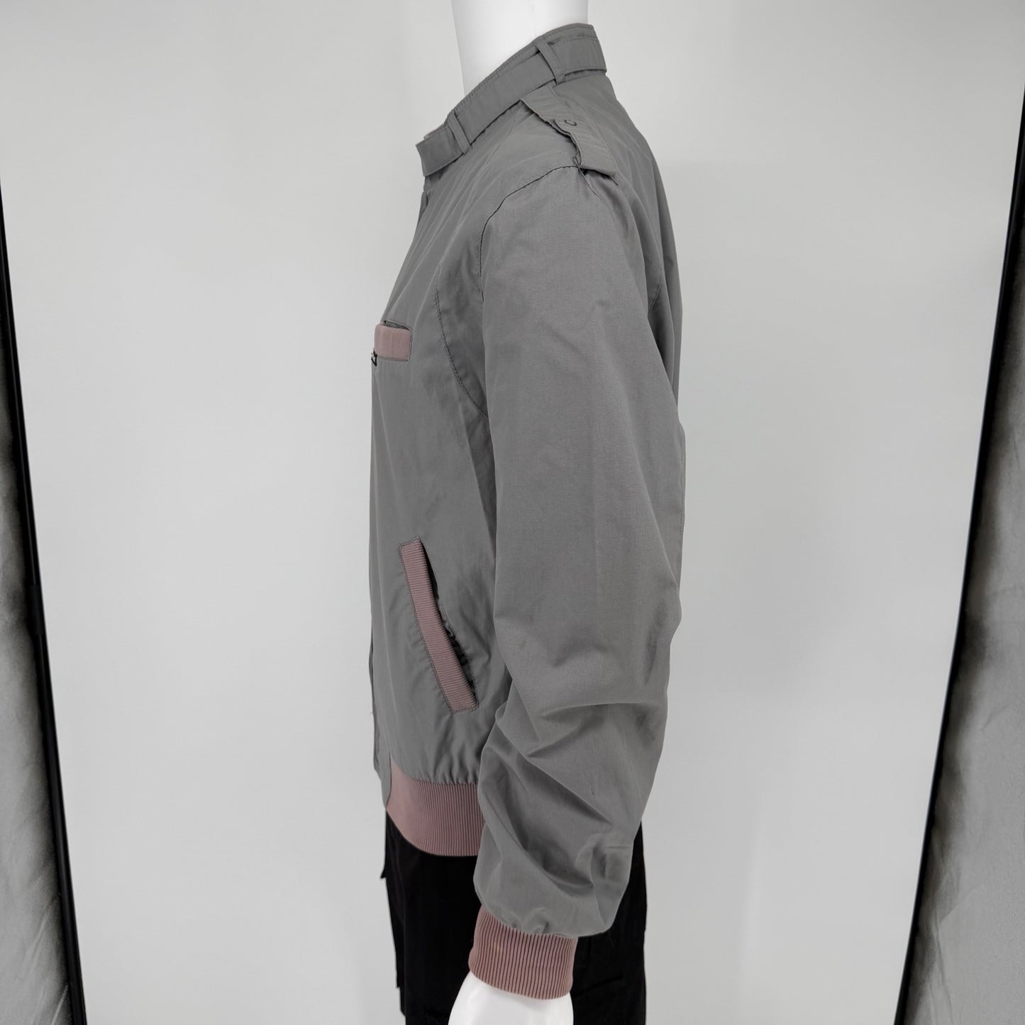 Vintage 1980s Members Only Gray/Mauve Racer Lightweight Bomber Jacket (L)