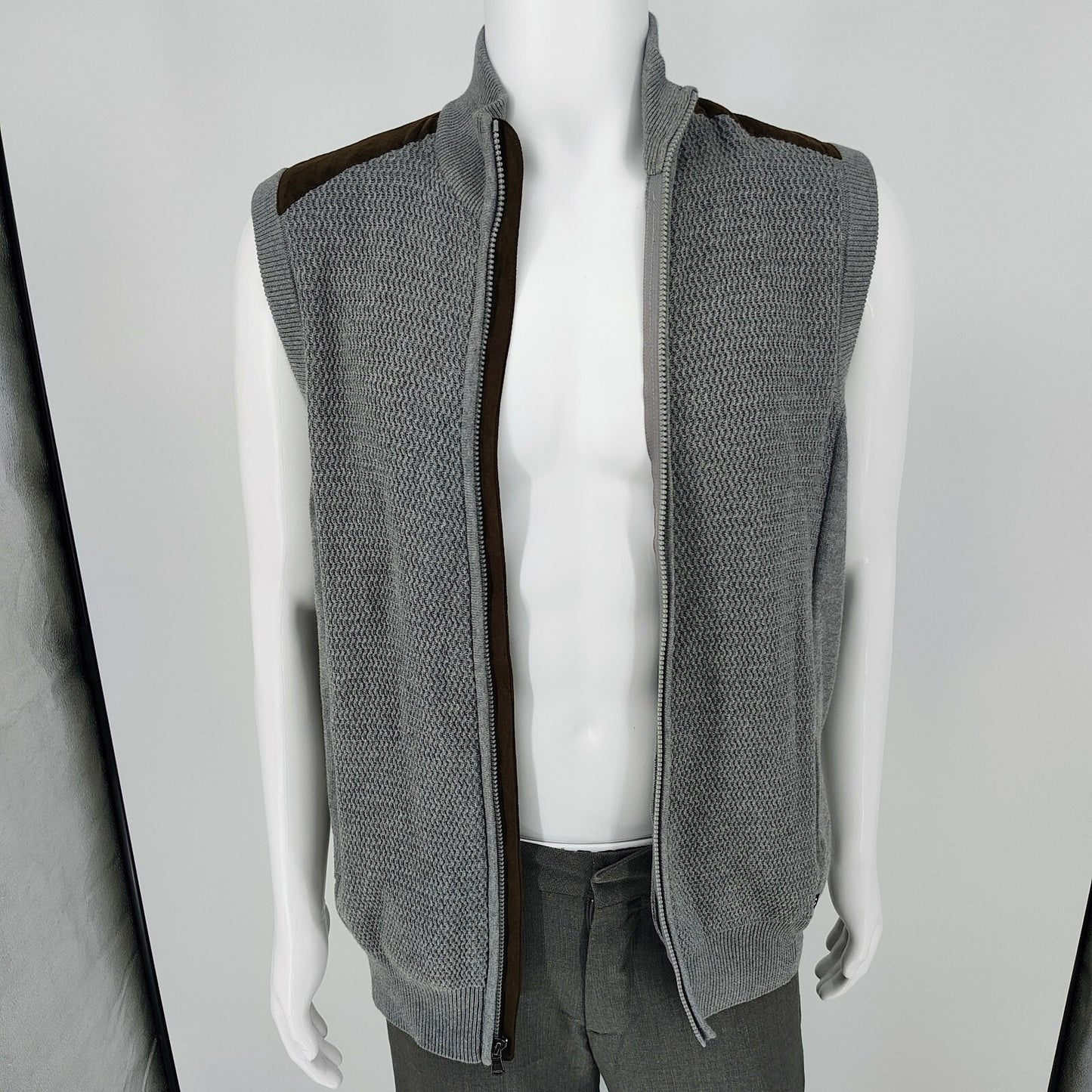 NWT Chaps Men's Gray Heather Full Zip Mock Neck Sweater Vest $70 Retail (Large)