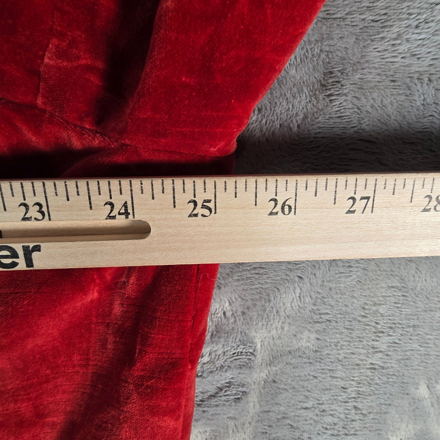 Vintage 1980s Men's Red Velvet Open Front Theatrical/Costume Frock Coat (L)