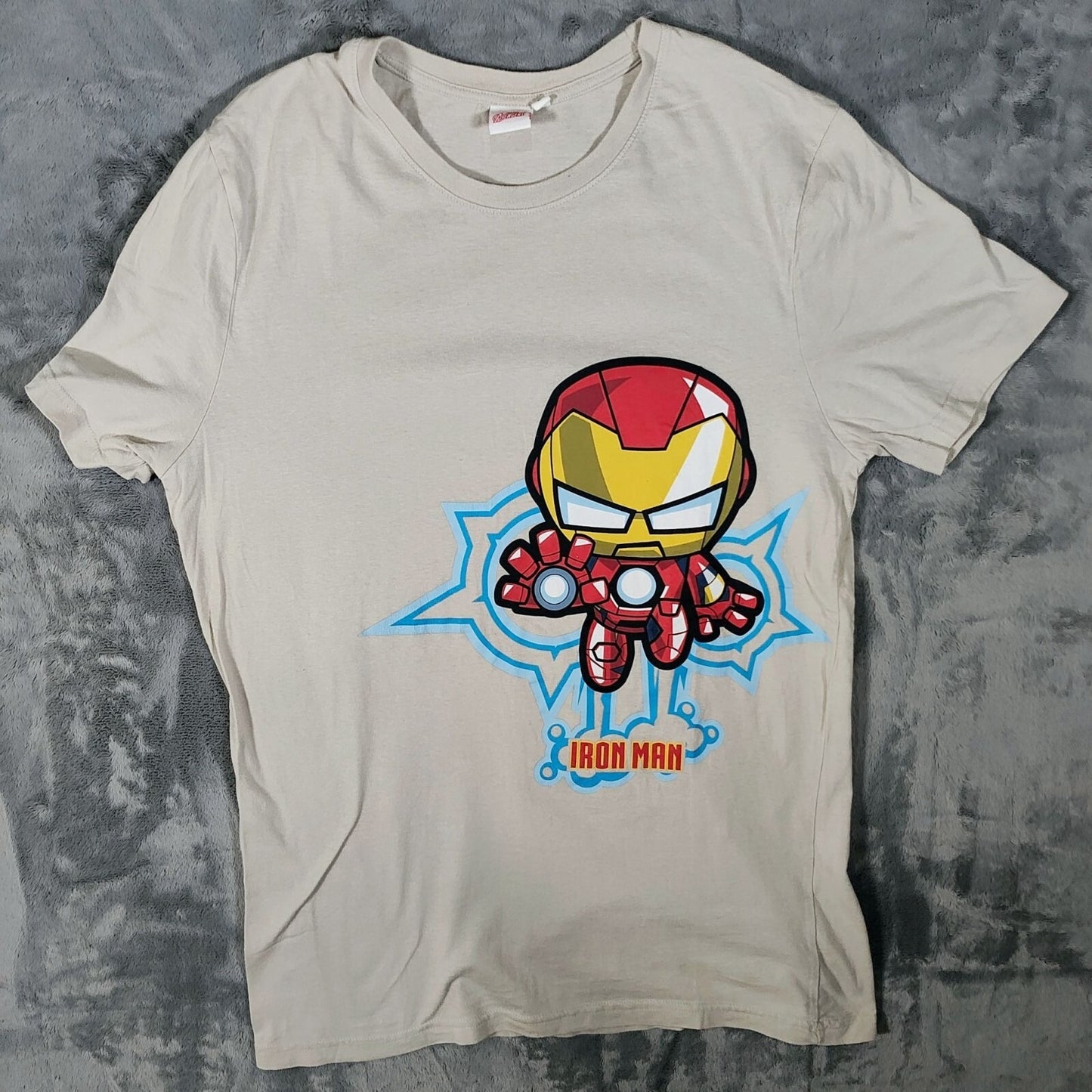 Marvel Avengers Beige/Taupe Iron Man Cartoon Graphic T-Shirt (Large)