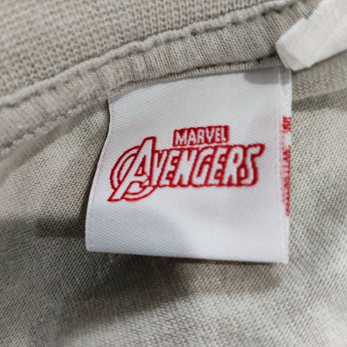 Marvel Avengers Beige/Taupe Iron Man Cartoon Graphic T-Shirt (Large)