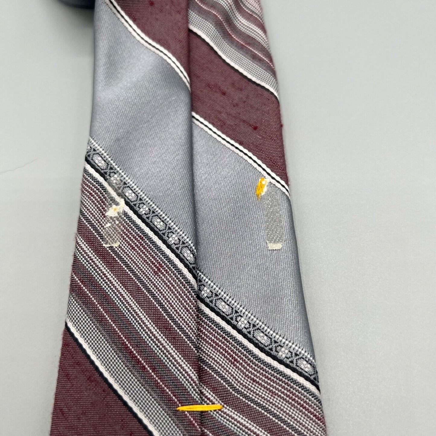 Vintage Silver & Burgundy Diagonal Striped Textured Pattern Tie (For crafting)
