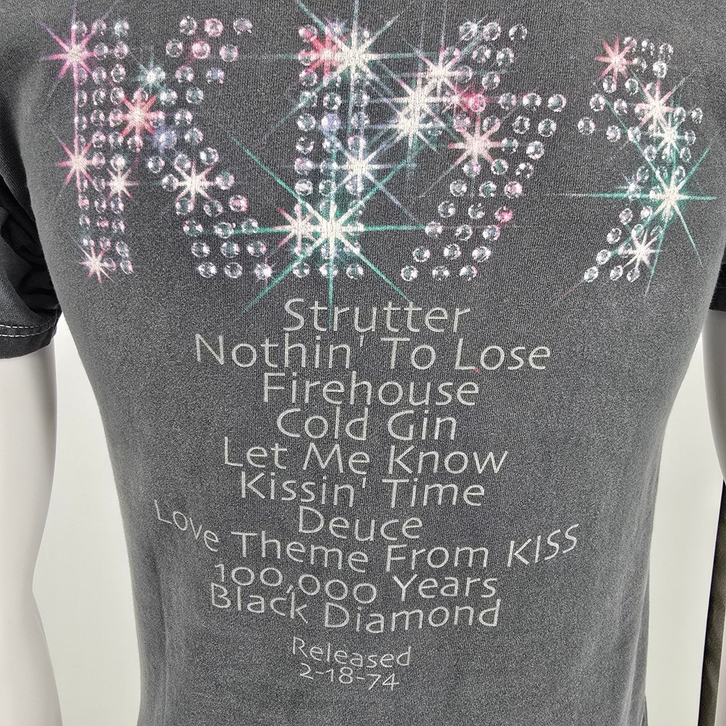 Distressed 2000s Hanes Heavyweight KISS Self-Titled Album Graphic T-Shirt (S)