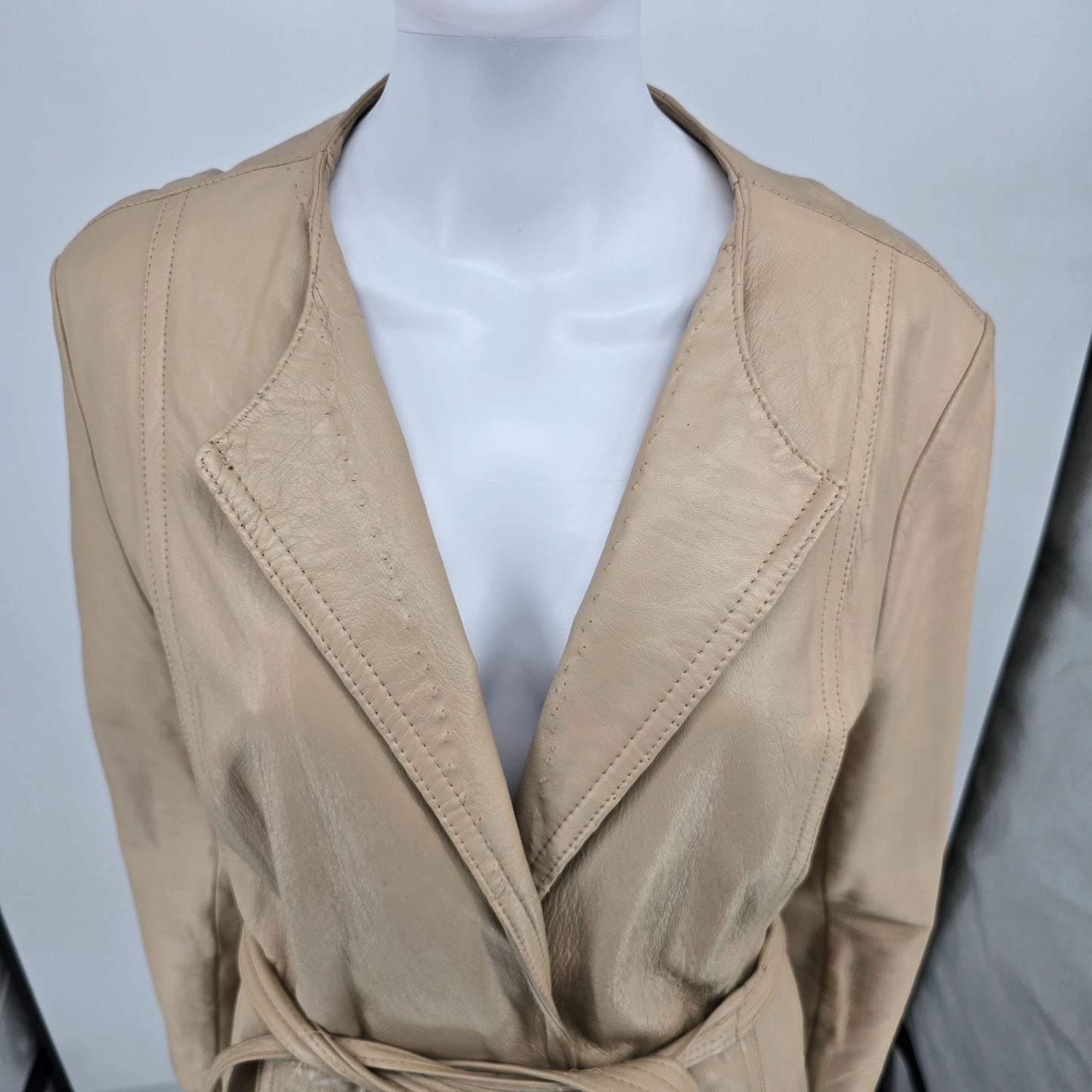 Vintage Late 1970s Vincent's Indiana Beige Leather Wrap Belted Coat (M) *Fair