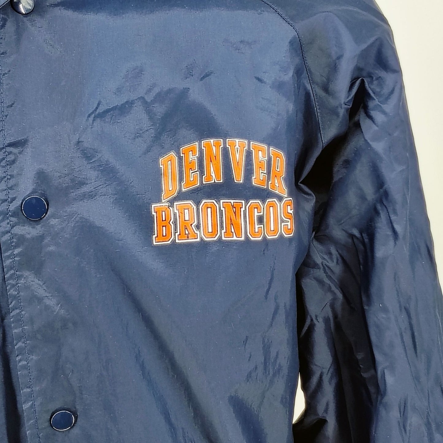 Denver Broncos NFL Gameday Logo 7 Snap Button Navy Windbreaker Jacket (Large)