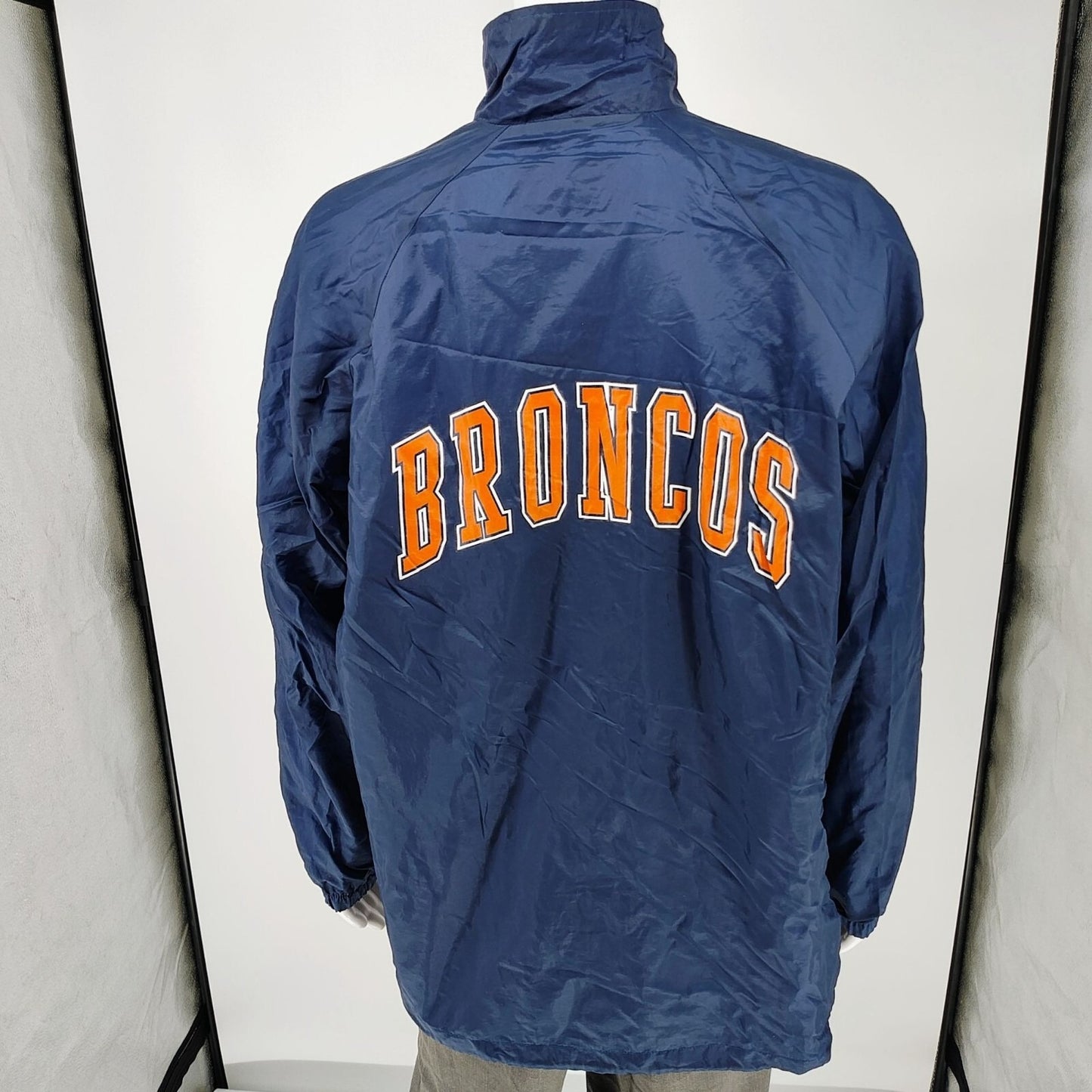 Denver Broncos NFL Gameday Logo 7 Snap Button Navy Windbreaker Jacket (Large)