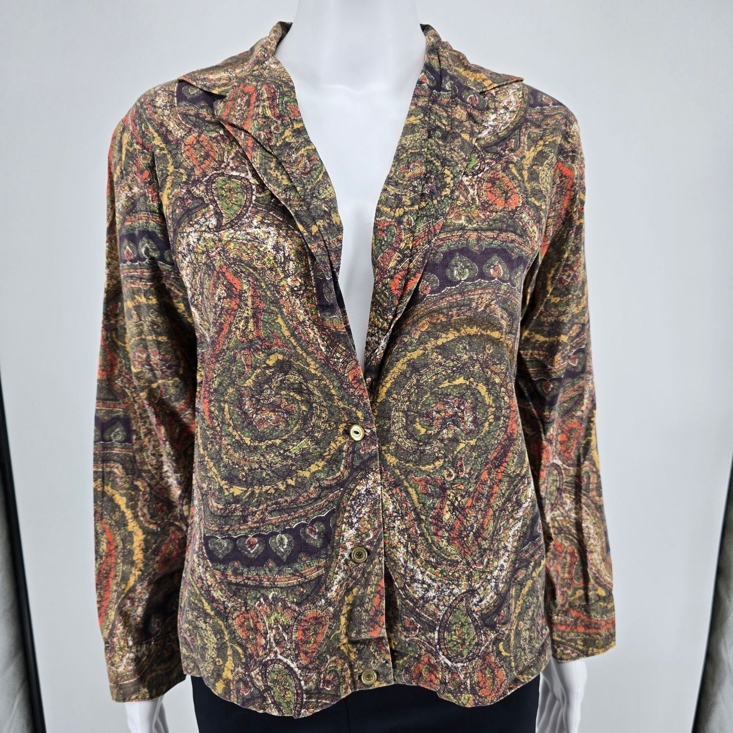 Vintage 1970s Women's Zantrel Rayon/Cotton Paisley Print Long Sleeve Shirt (L)