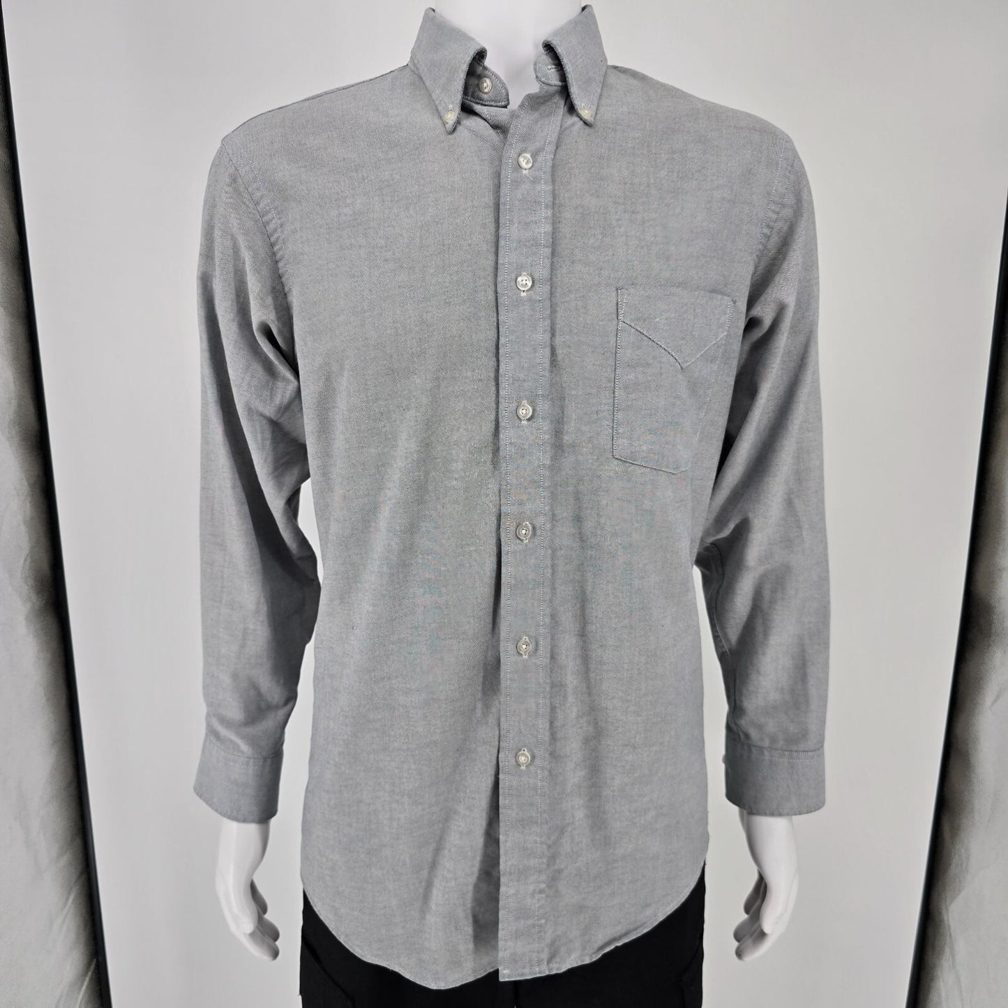 Vintage 1980s Sears Roebuck & Co. Light Gray Button-Down Shirt (16 32/33)