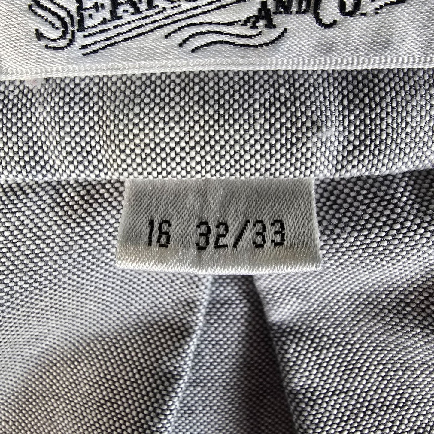 Vintage 1980s Sears Roebuck & Co. Light Gray Button-Down Shirt (16 32/33)