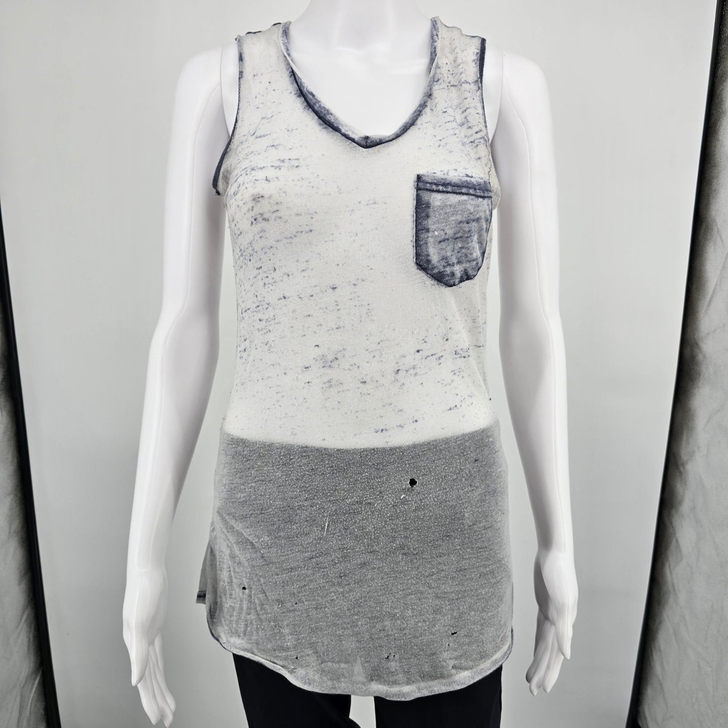 Distressed 2010s Women's Sheer Devoré Burnout Longline Pocket Tank Top (M)