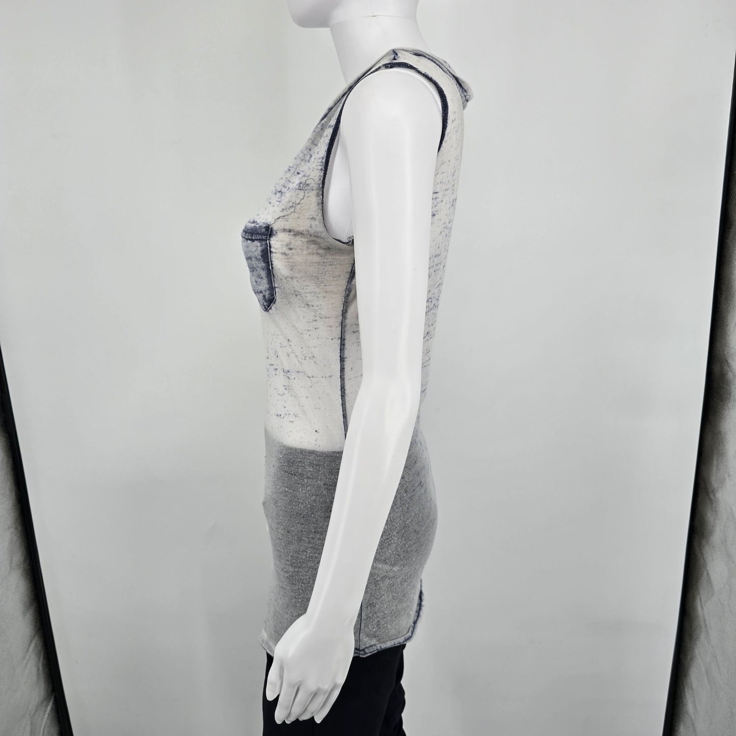 Distressed 2010s Women's Sheer Devoré Burnout Longline Pocket Tank Top (M)