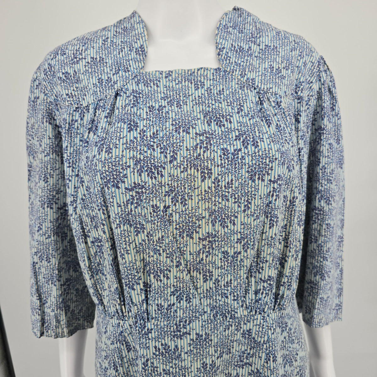 Vintage 1940s Handmade Floral Stripe Snap Shoulder Square Neck Day Dress (L)