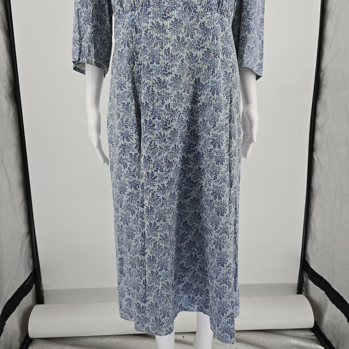 Vintage 1940s Handmade Floral Stripe Snap Shoulder Square Neck Day Dress (L)