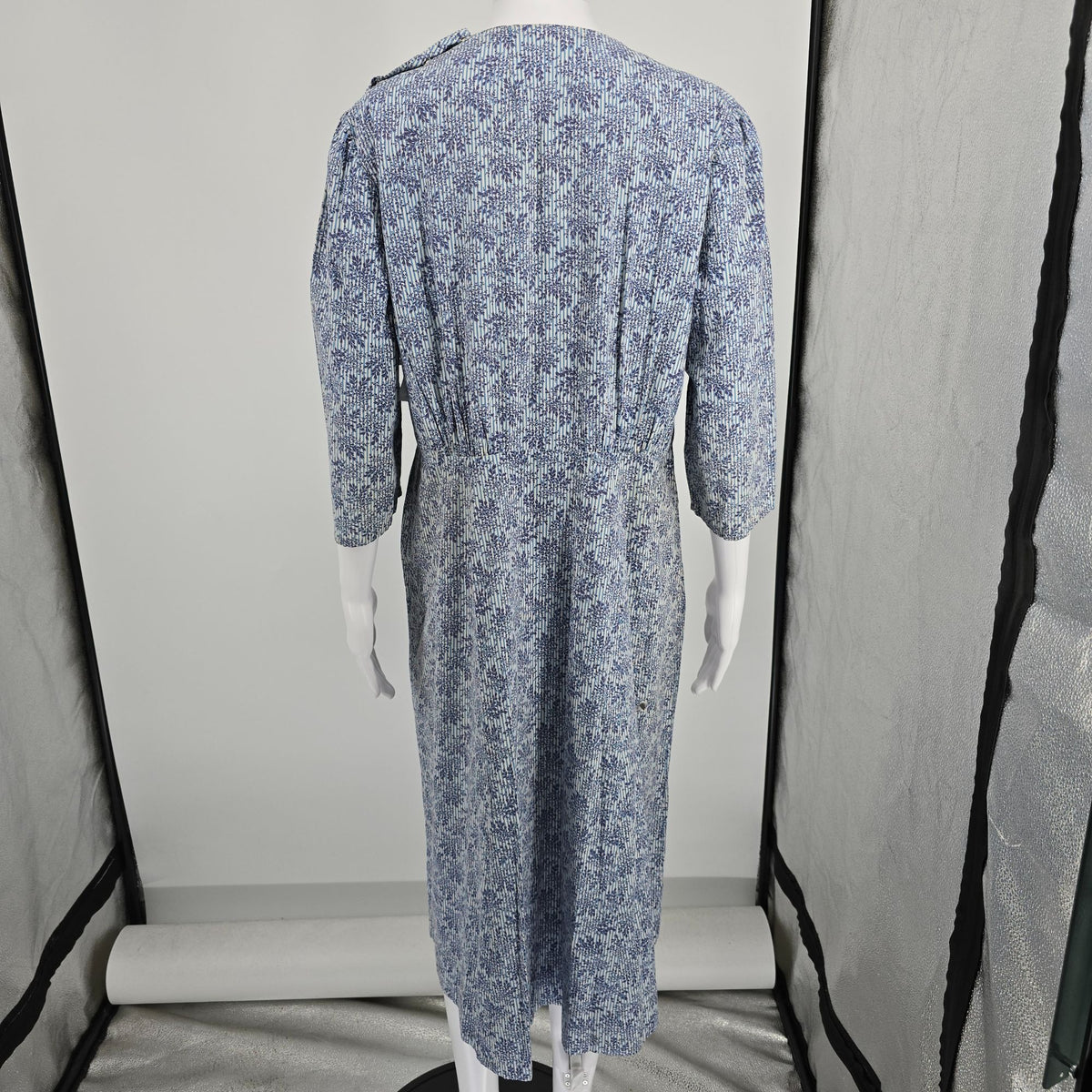 Vintage 1940s Handmade Floral Stripe Snap Shoulder Square Neck Day Dress (L)