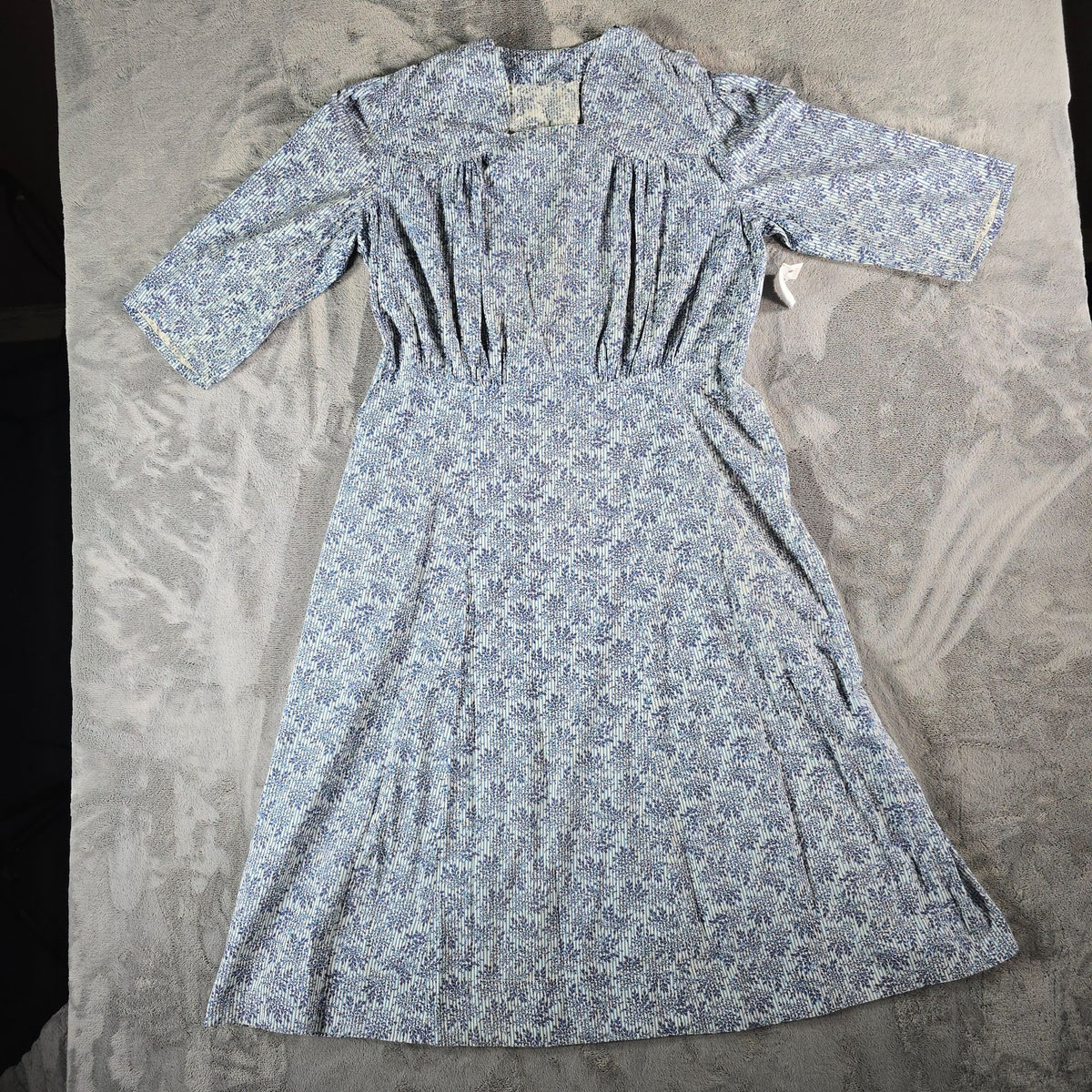 Vintage 1940s Handmade Floral Stripe Snap Shoulder Square Neck Day Dress (L)