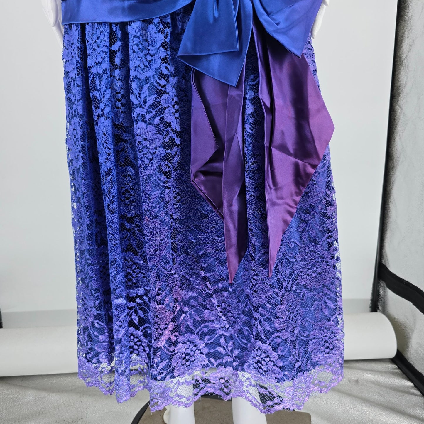 Distressed Vintage 1980s Purple Lace Puff Sleeve Drop Waist Prom Dress (S)