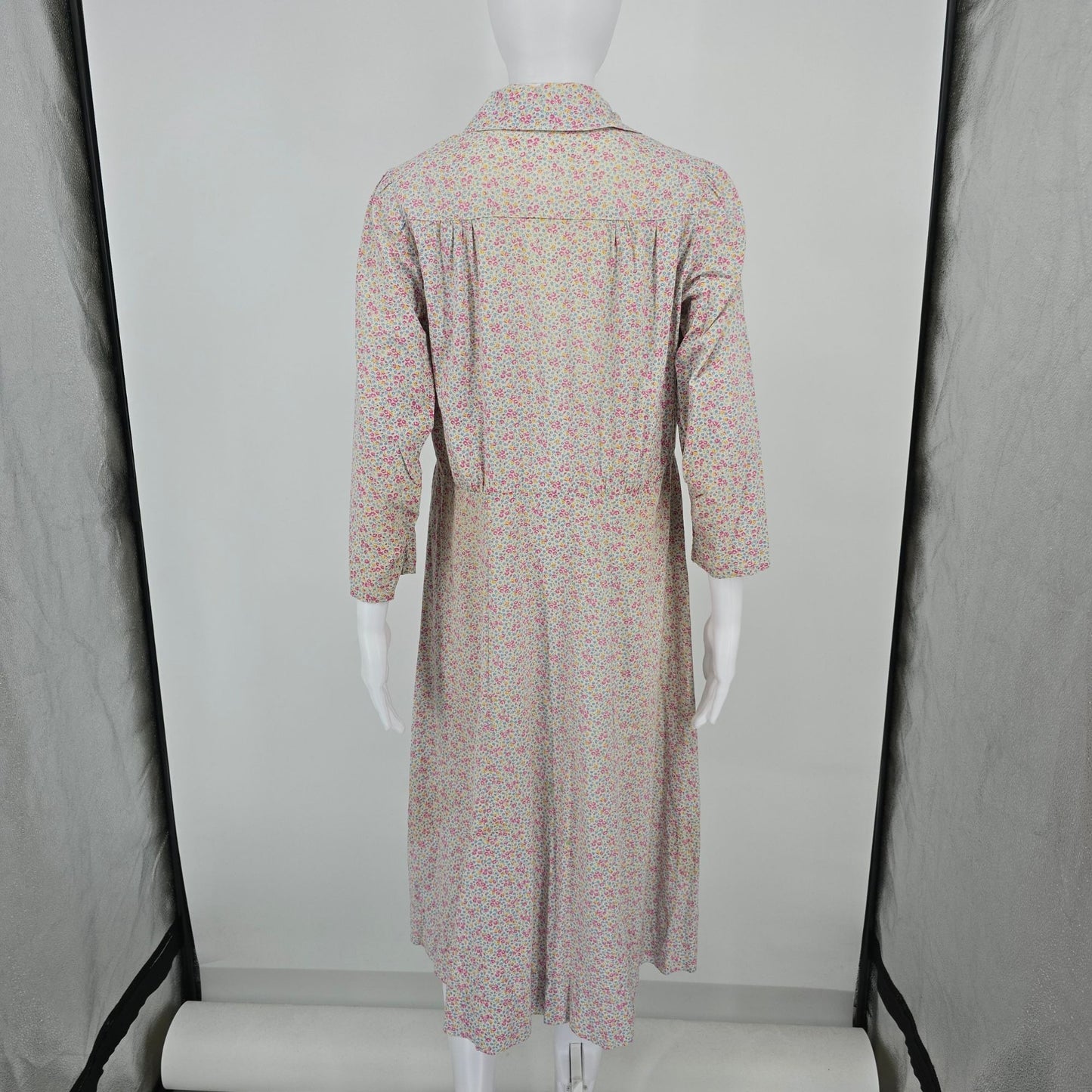 Vintage 1940s Ditsy Floral Pattern Cotton Midi Housedress/Day Dress (12/L)
