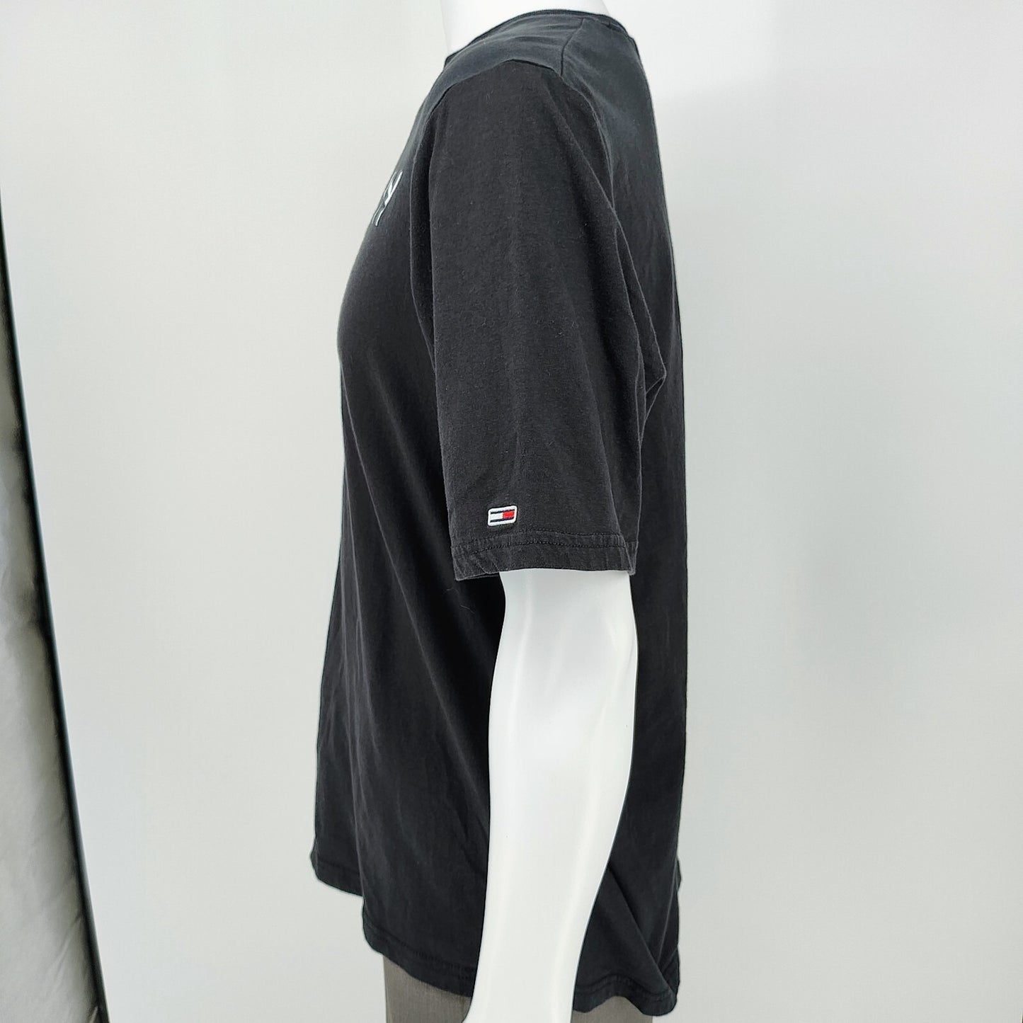 Tommy Hilfiger Tommy Jeans Bold Logo Black Crew Neck T-Shirt (XL)