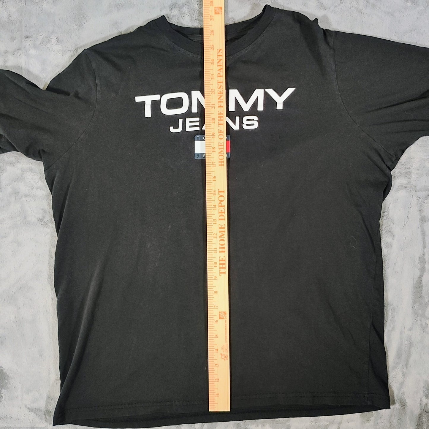 Tommy Hilfiger Tommy Jeans Bold Logo Black Crew Neck T-Shirt (XL)