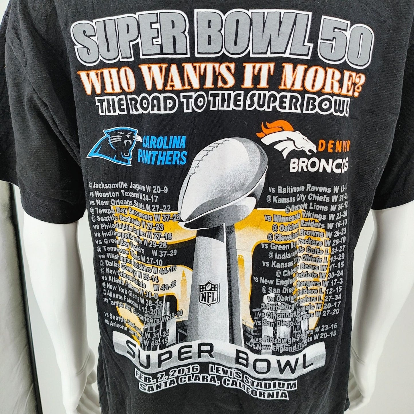2016 Super Bowl 50 Carolina Panthers Denver Broncos NFL Graphic T-Shirt (Large)