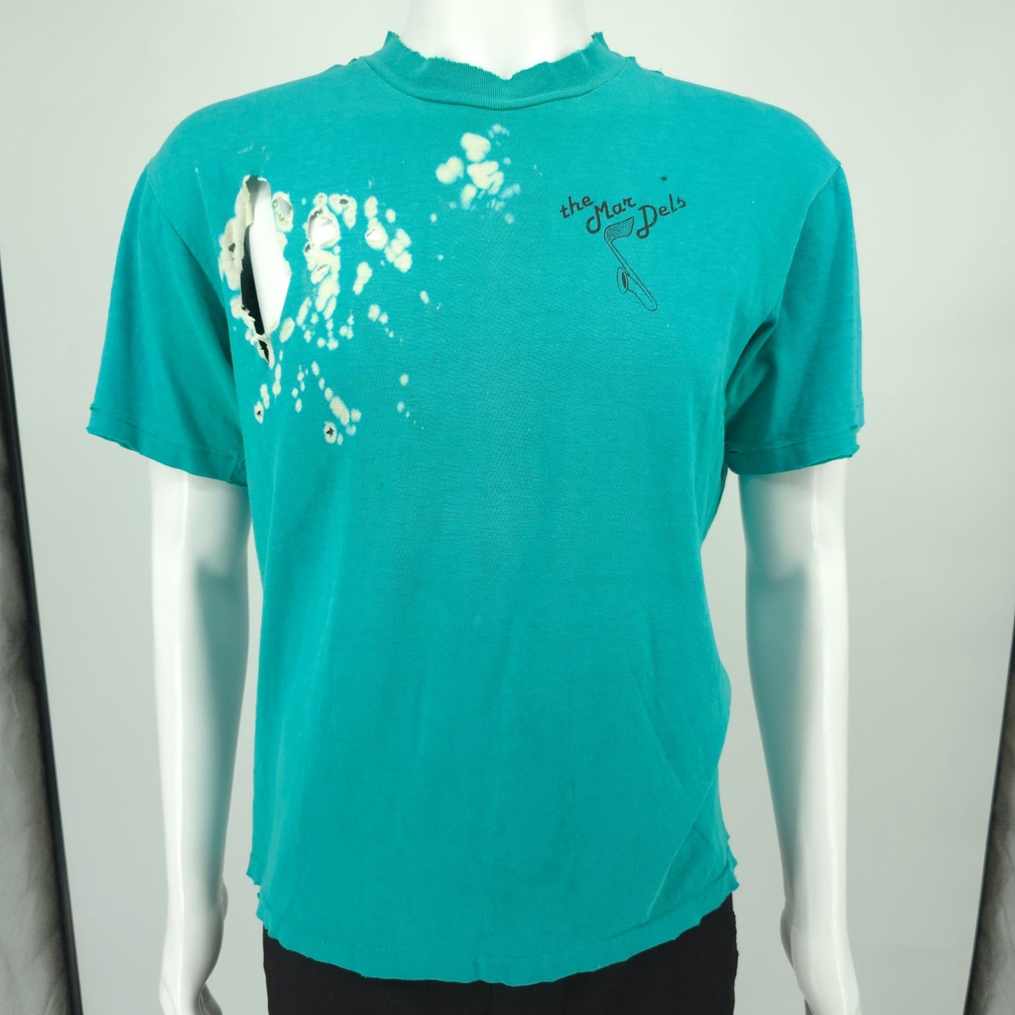 Thrashed Vintage 1990s The Mar Dels California Nostalgic Rock T-Shirt (M/L)