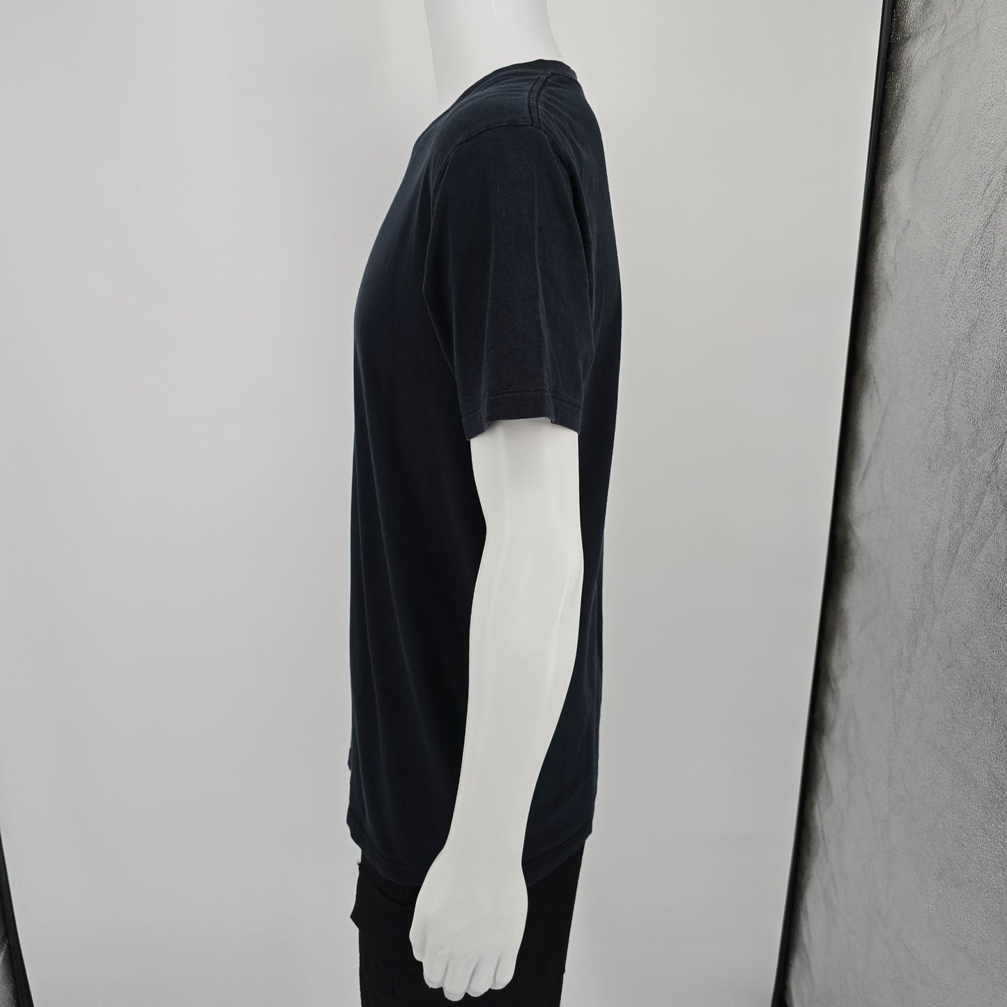 Vintage 1990s Newton Trading Co. Made in Canada Blank Black T-Shirt (M/L)