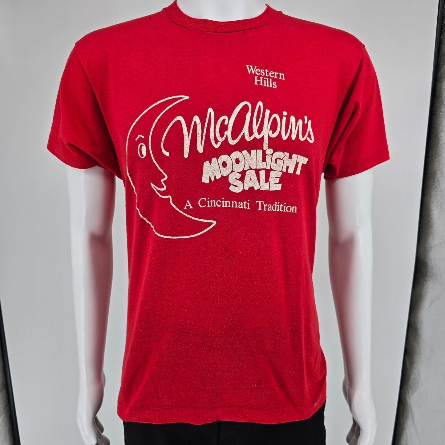 Vintage 1980s McAlpin's Moonlight Sale Western Hills Cincinnati T-Shirt (M)