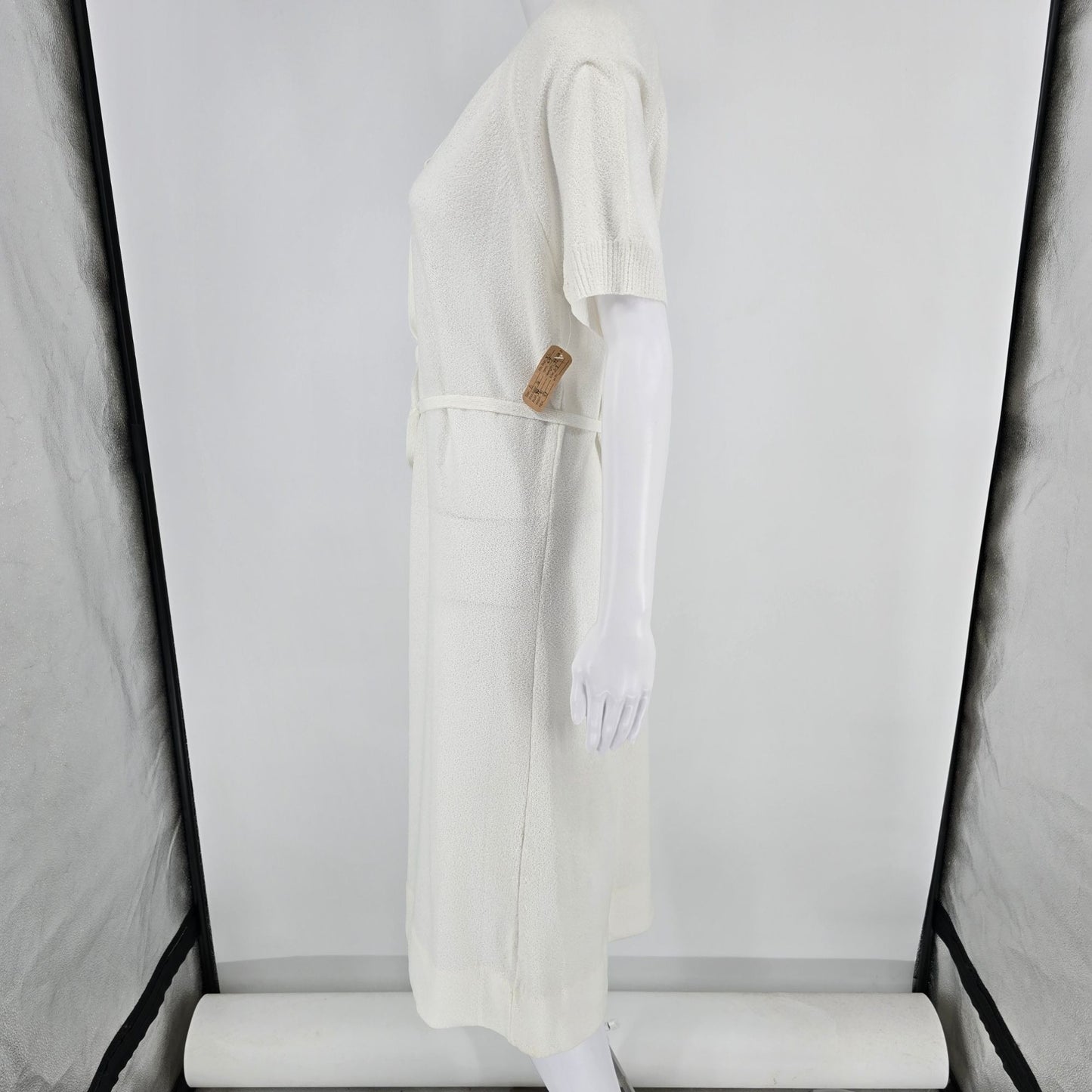 Vintage Early 1980s Talbott White Raglan Sleeve Midi Sweater Dress (Size 14/L)