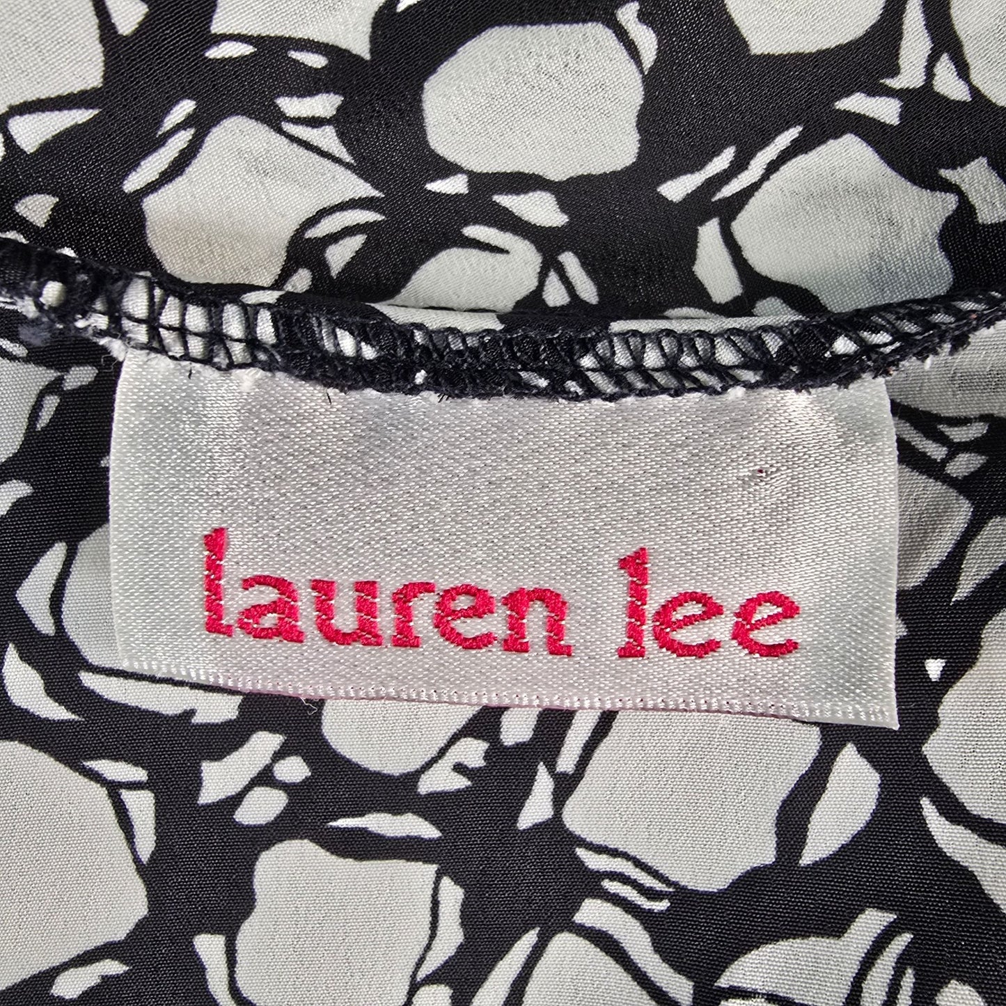 Vintage 1980s Lauren Lee Black/White Abstract Print Neck Tie Blouse (Size 14/L)