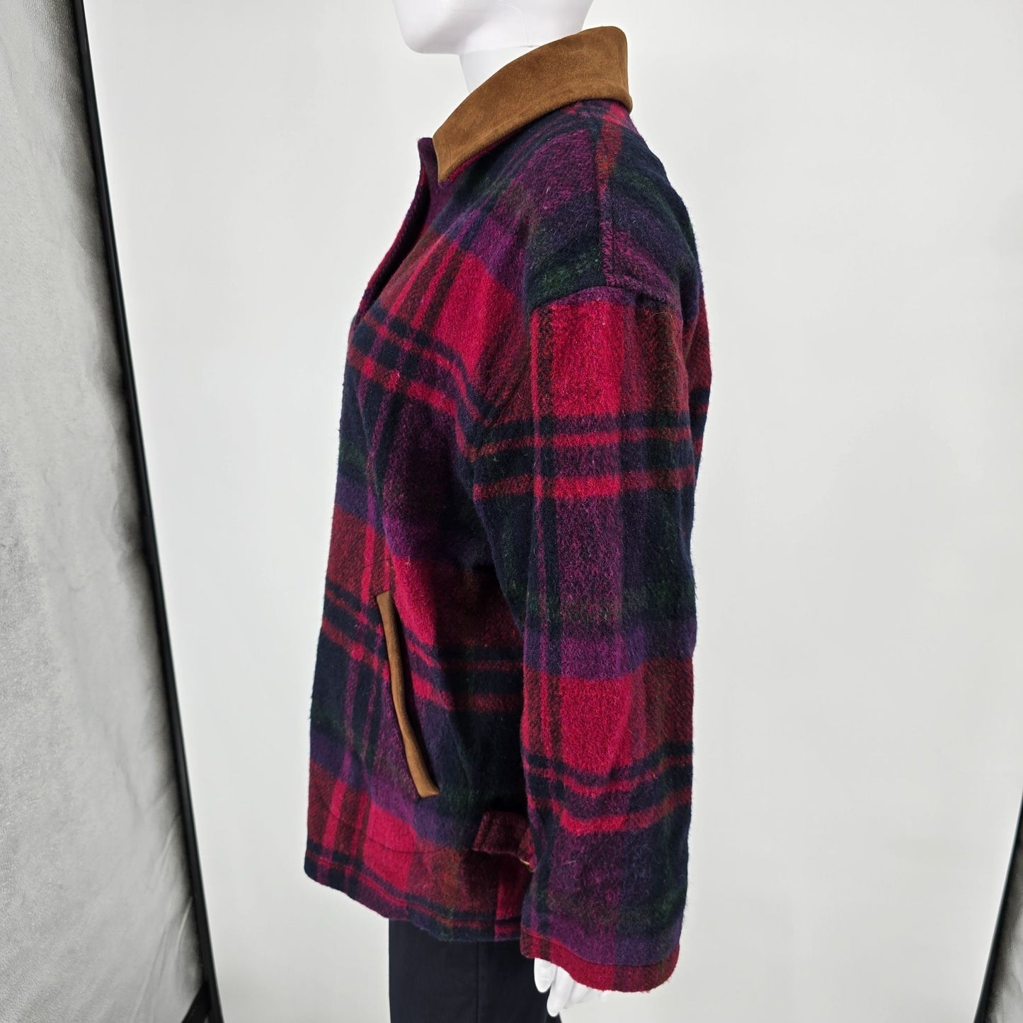 Vintage 1990s Braetan Made in USA Plaid Wool Blend Snap Button Jacket (M)