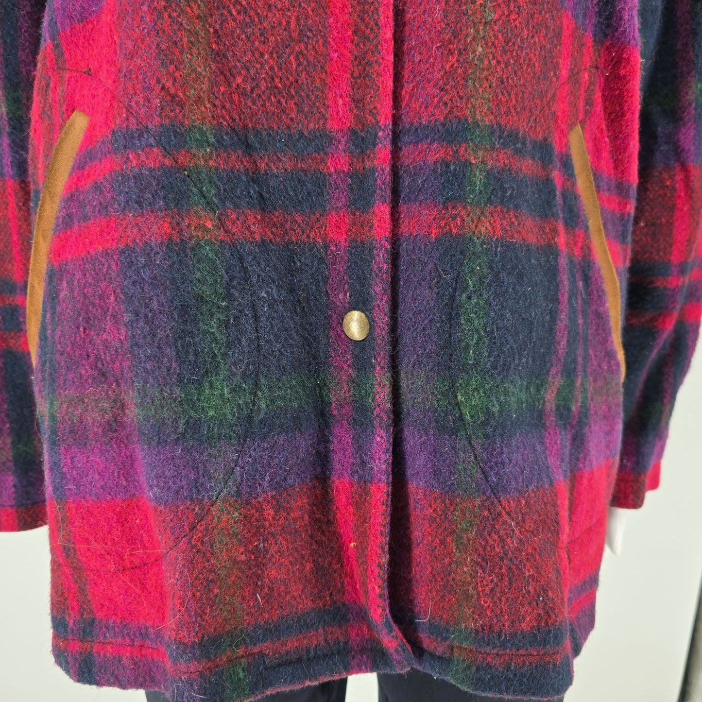 Vintage 1990s Braetan Made in USA Plaid Wool Blend Snap Button Jacket (M)