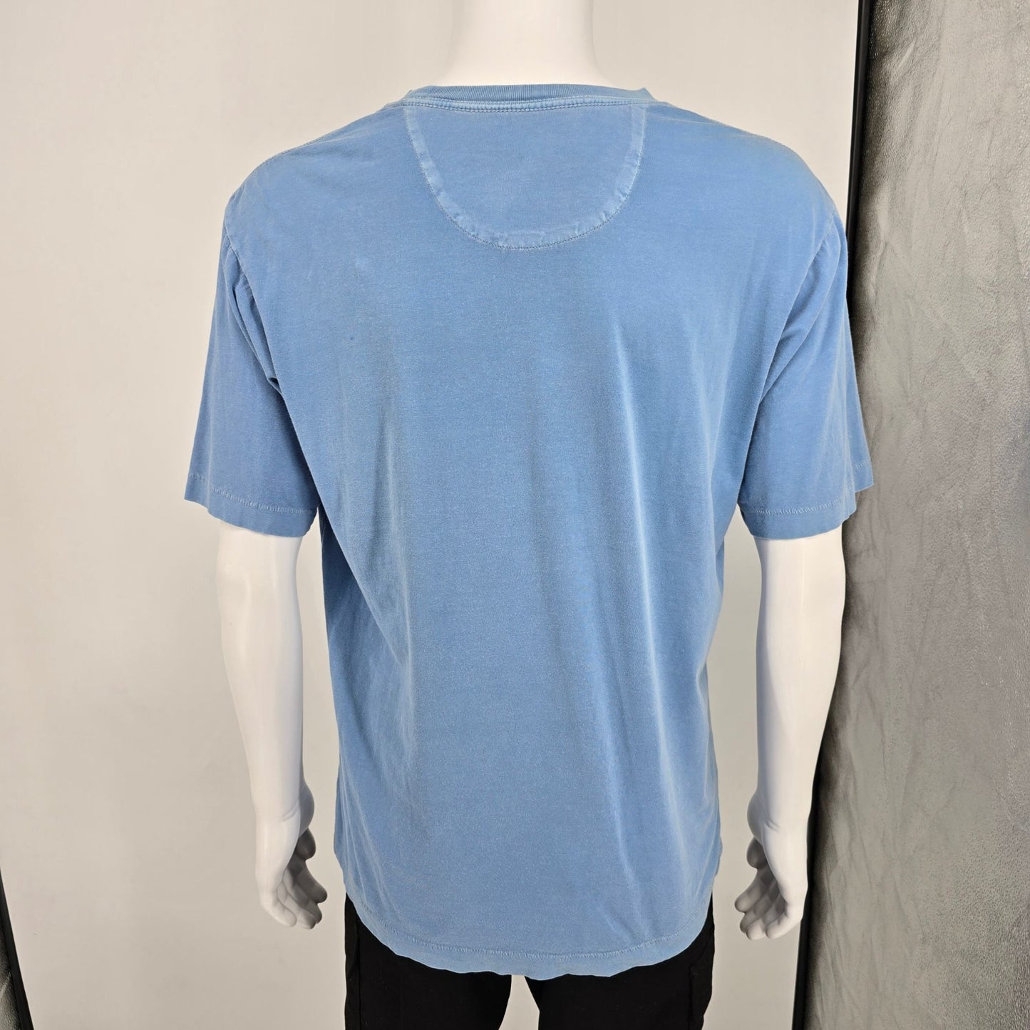 Vintage 2000s Caribbean Faded Blue Single Stitch Marlin Logo Pocket T-Shirt (M)