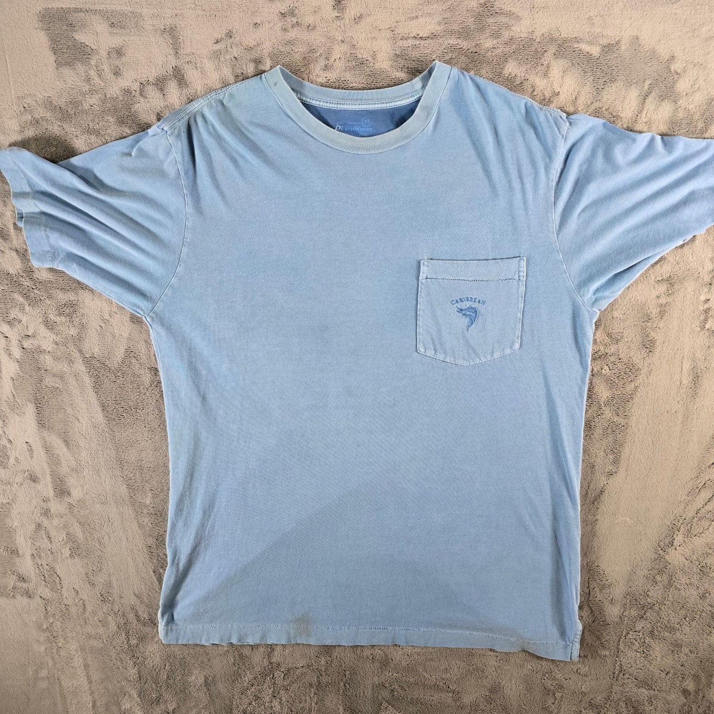 Vintage 2000s Caribbean Faded Blue Single Stitch Marlin Logo Pocket T-Shirt (M)