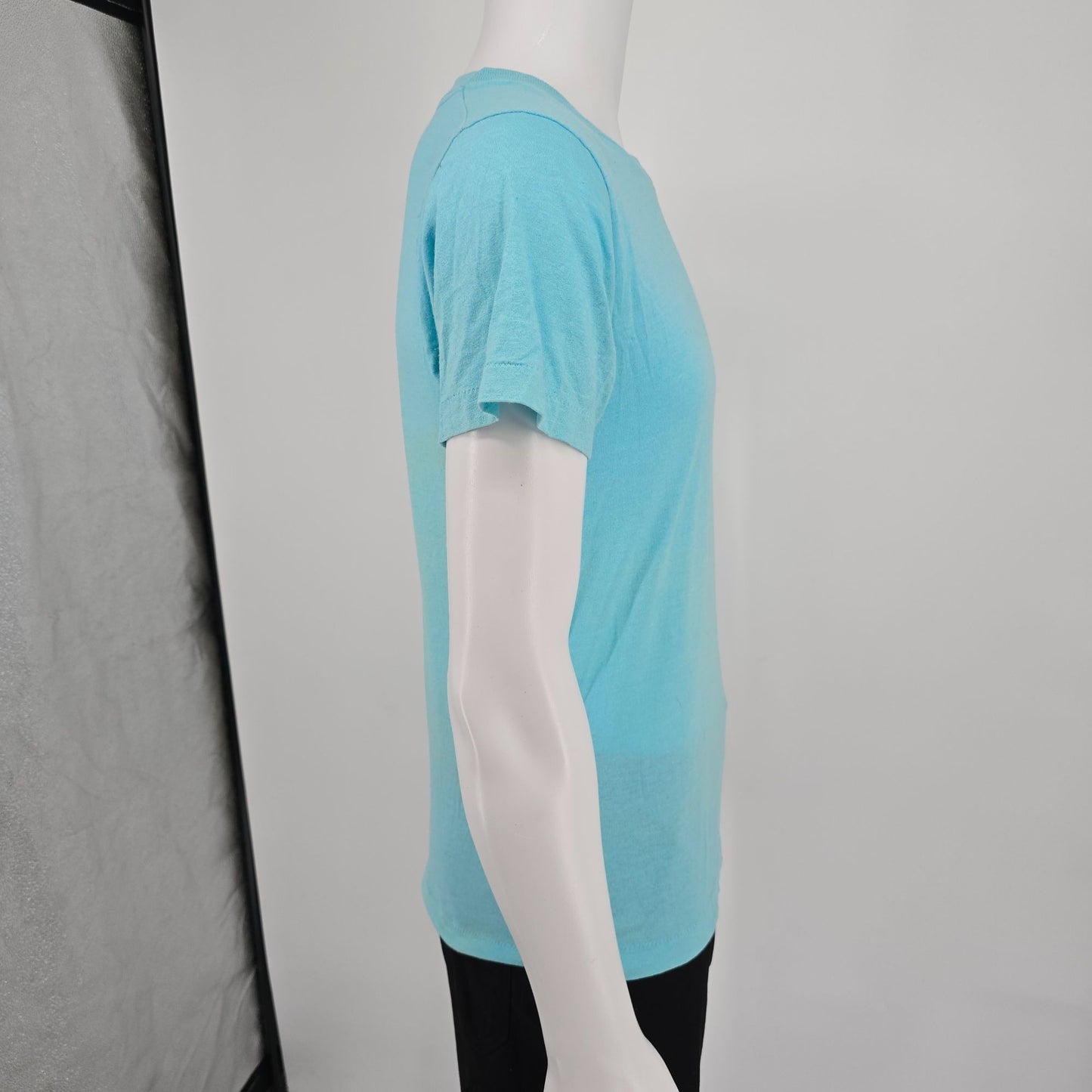 Vintage 1980s Screen Stars Blue Motorola Recreation Employee T-Shirt (S/M)