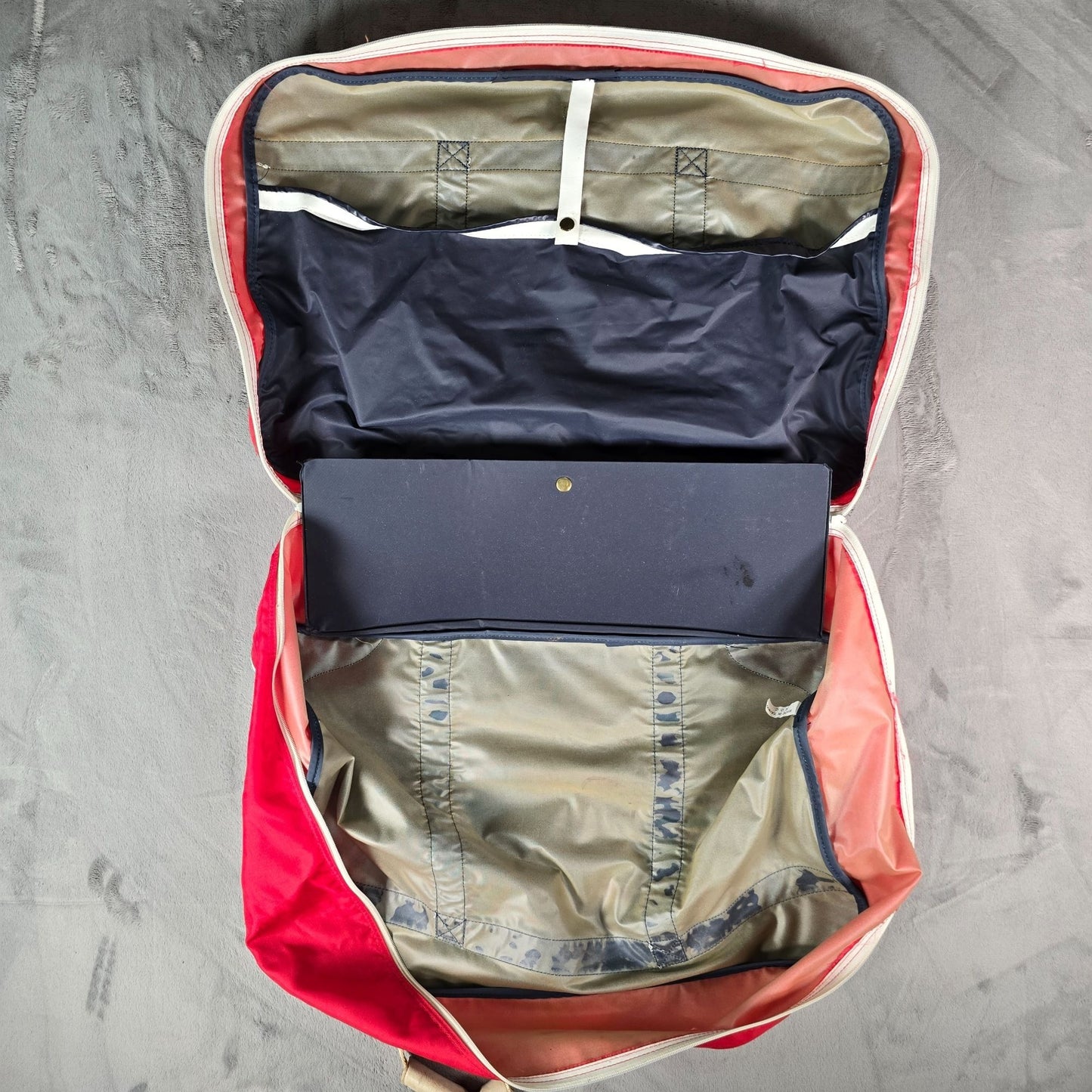 Distressed Vintage 1980s Levi's USA Olympics 1984 Duffel Travel Bag (M/L)
