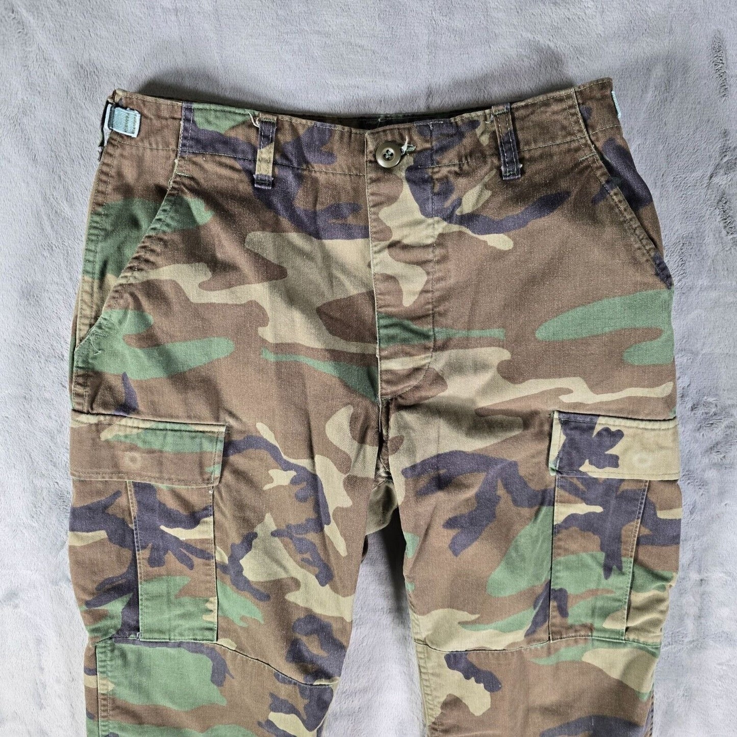 Vintage 1994 U.S. Military Woodland Camouflage Pattern Combat Trousers (30x30)