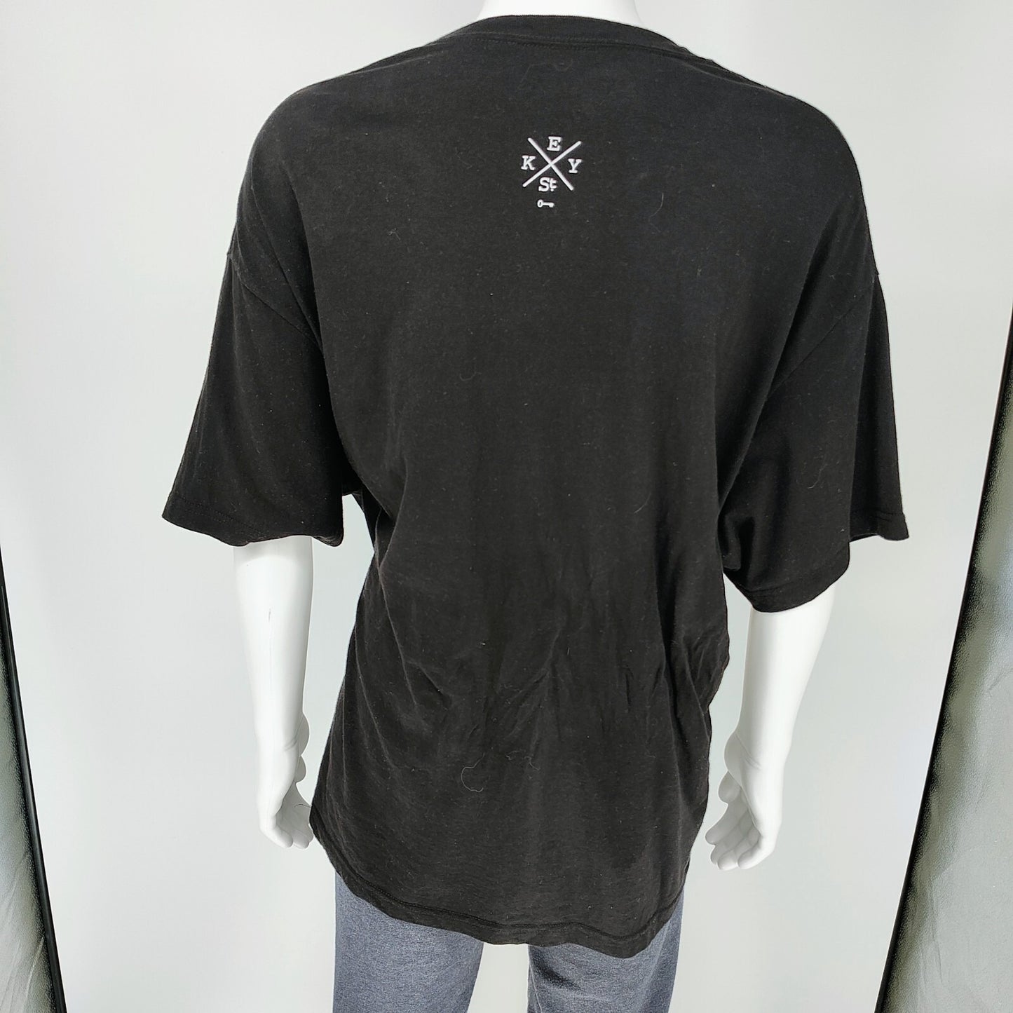 Key Street Nissan Skyline GT-R Black Graphic T-Shirt (2XL) *Flaw*