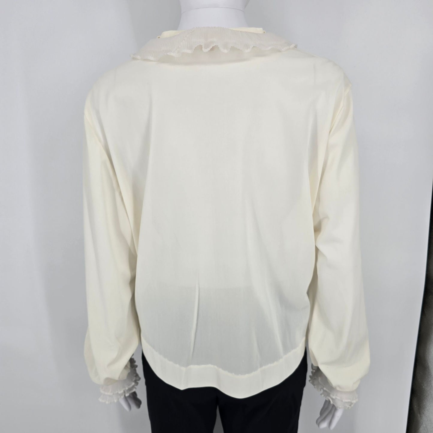 Vintage 1970s Carol Brent for Montgomery Ward Cream Ruffle Blouse (XL/XXL)