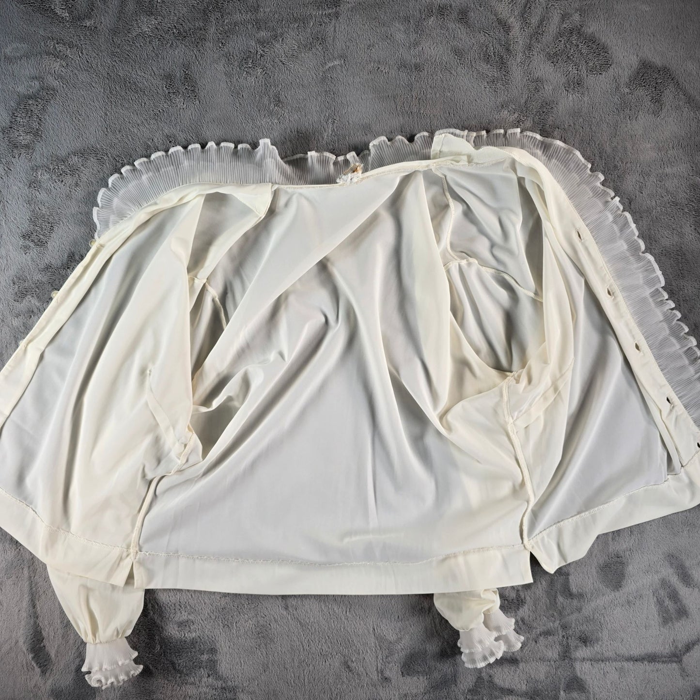 Vintage 1970s Carol Brent for Montgomery Ward Cream Ruffle Blouse (XL/XXL)